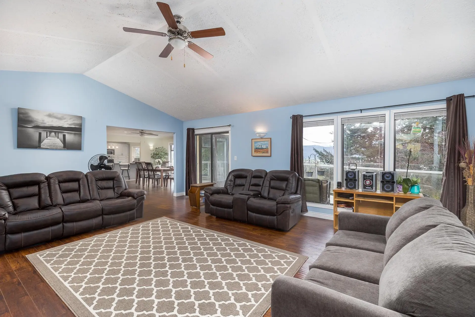 Property at 2055 Lion Court, Abbotsford, BC