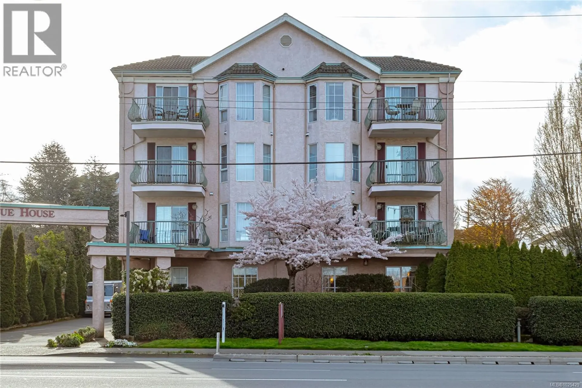 Property at #102 3133 Tillicum Rd, Saanich, BC