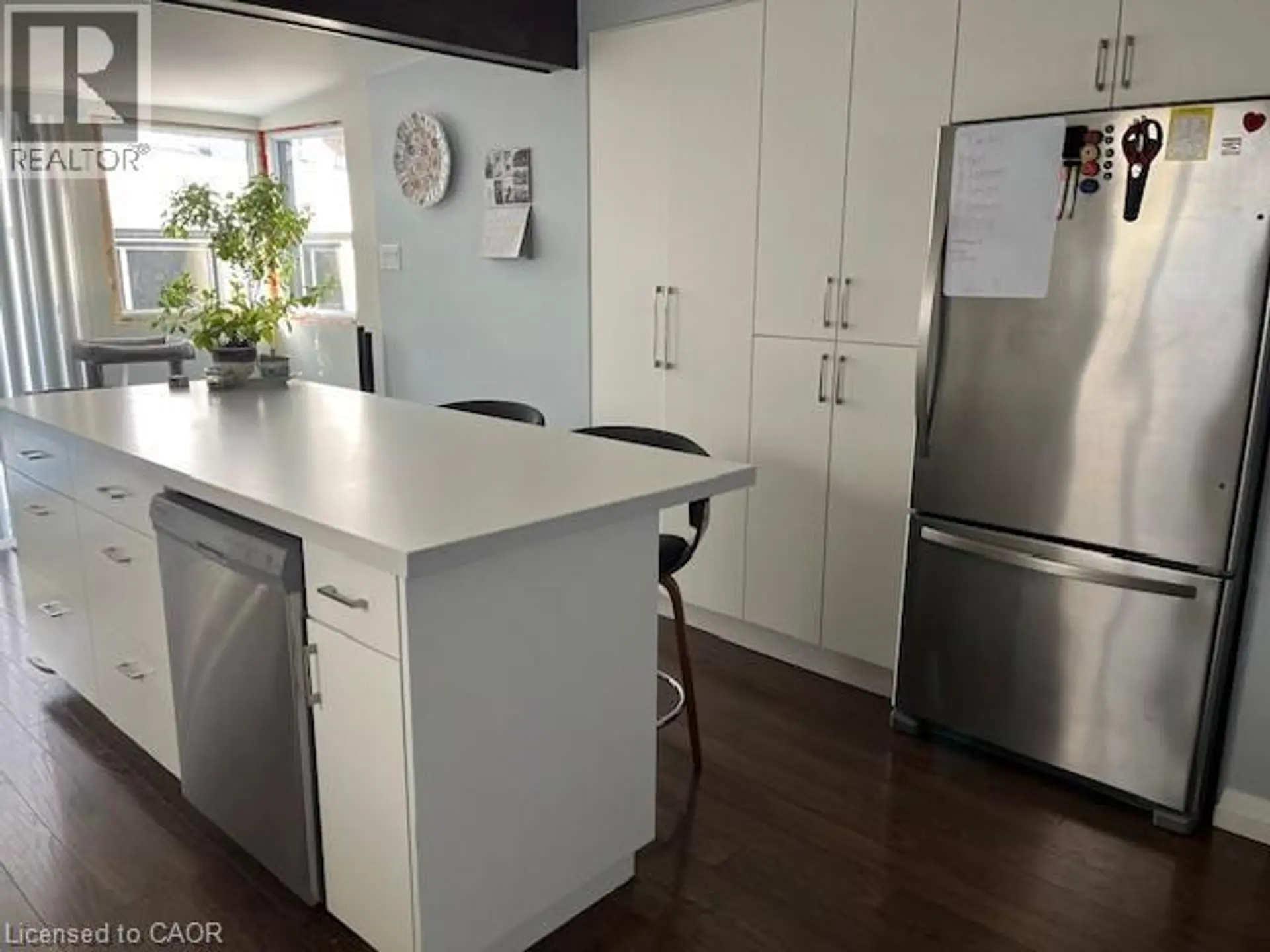 271 JULIAN AVENUE - Image 8