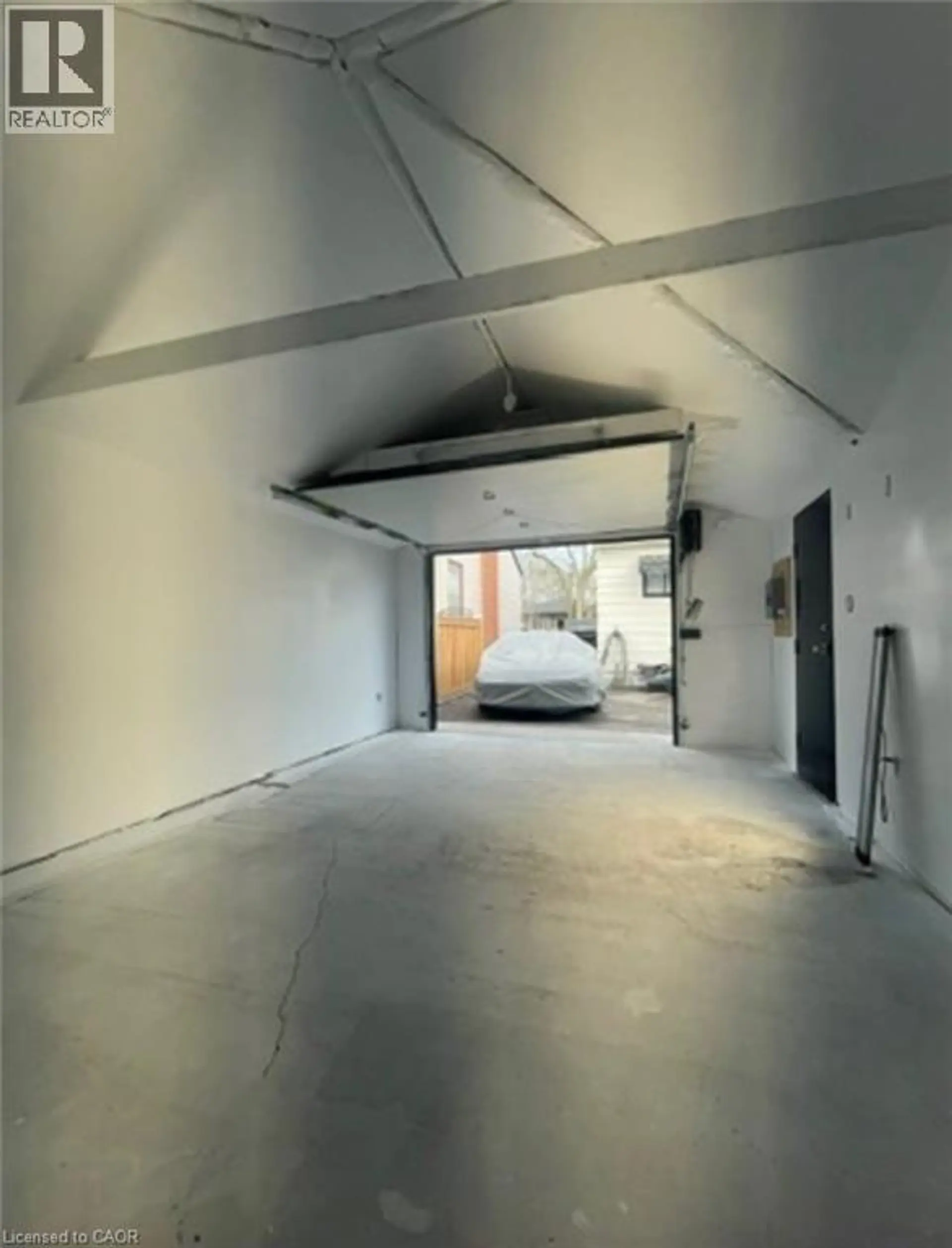 271 JULIAN AVENUE - Image 16