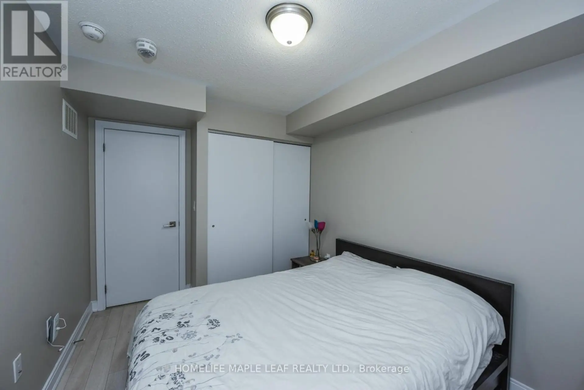#98 100 DUFAY ROAD N - Image 10