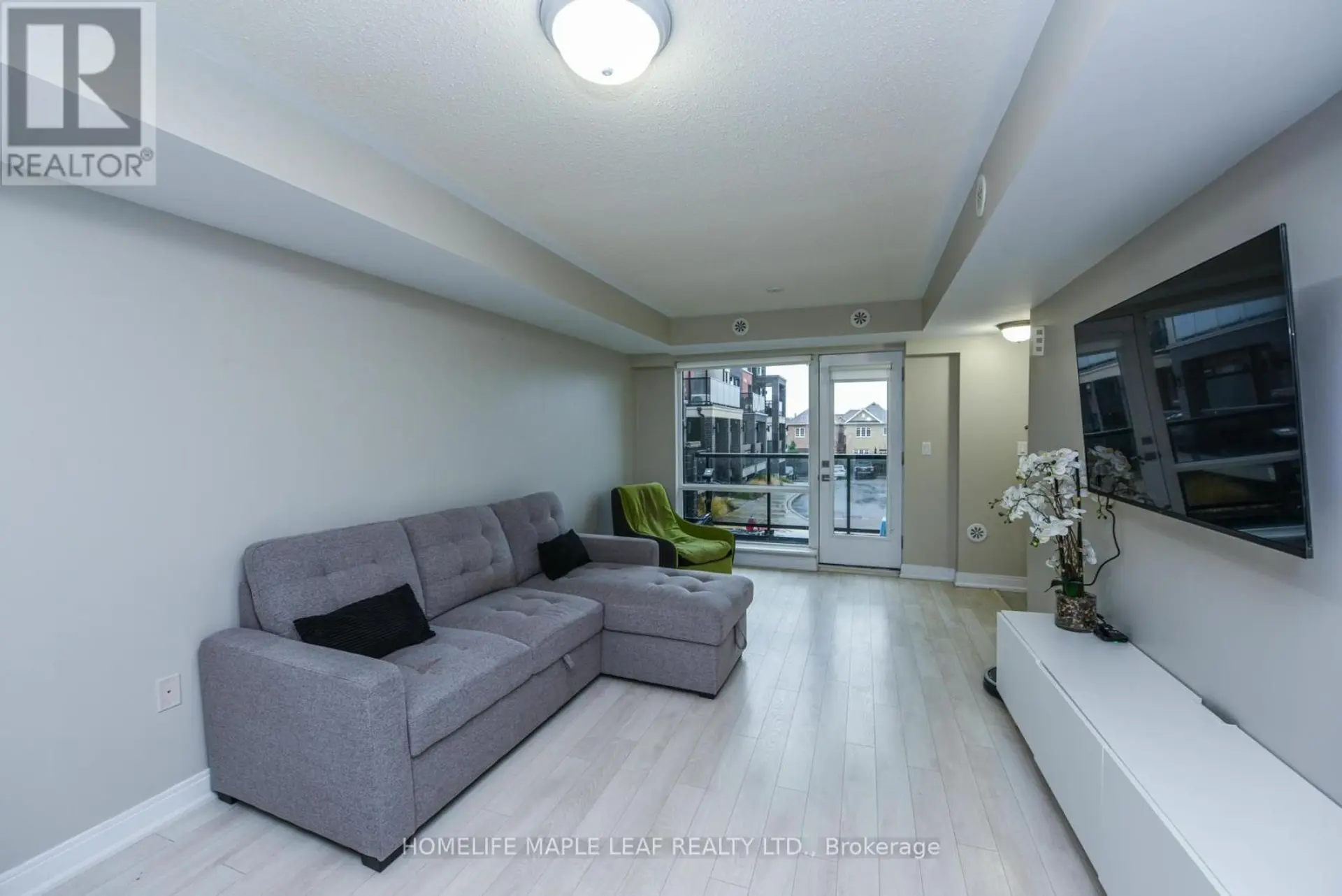 #98 100 DUFAY ROAD N - Image 4