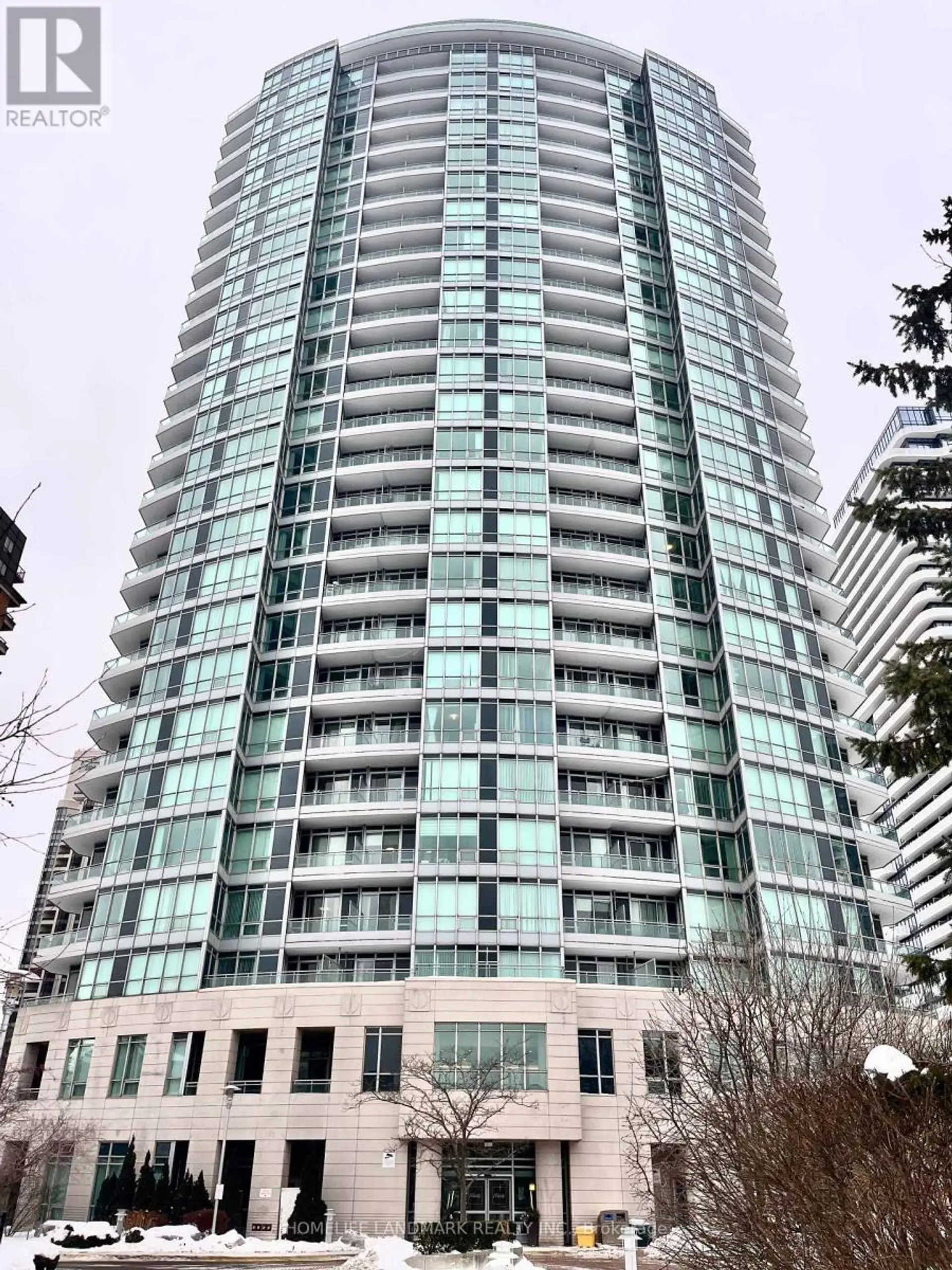 #1015 60 BYNG AVENUE - Image 1