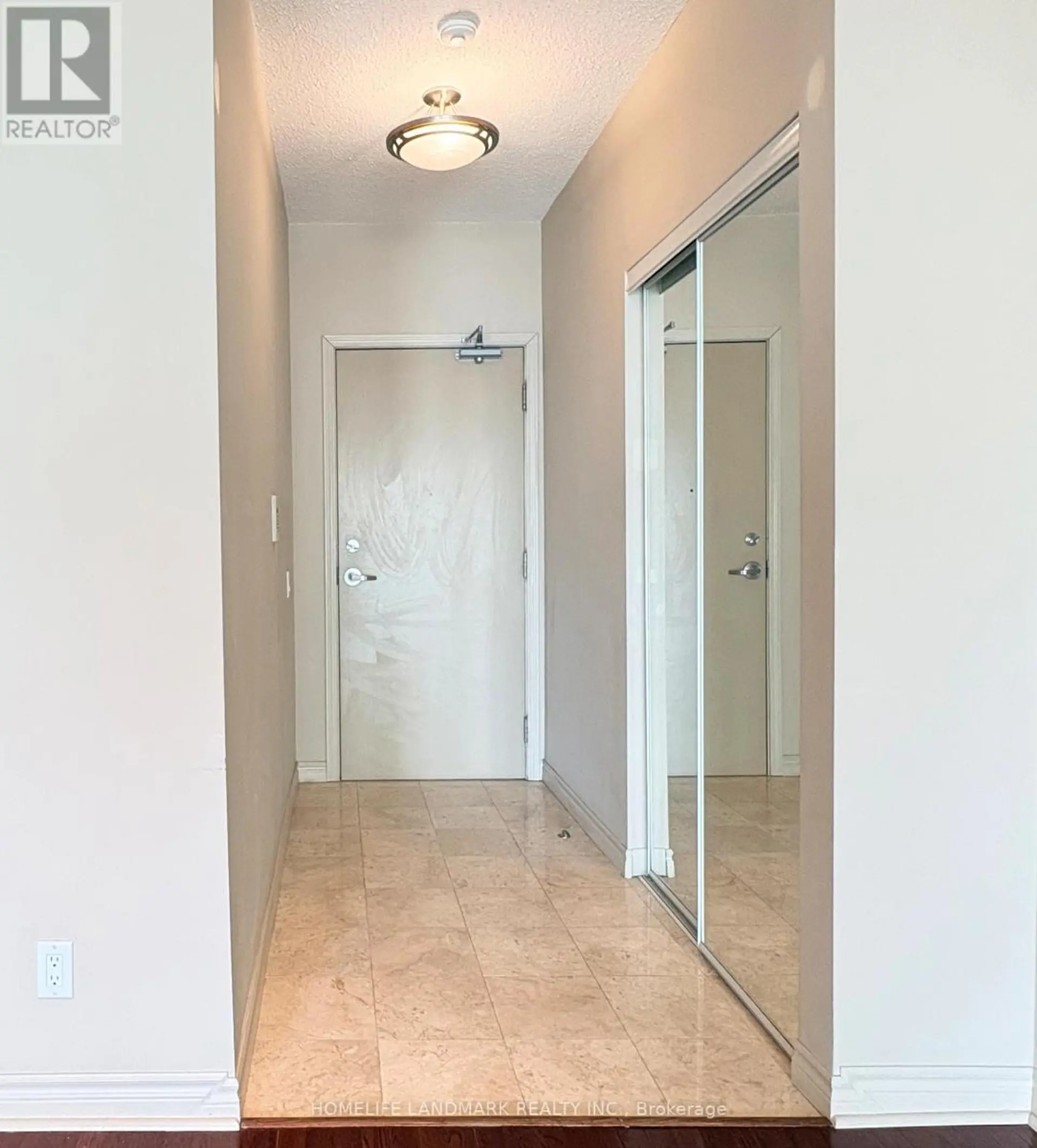 #1015 60 BYNG AVENUE - Image 14