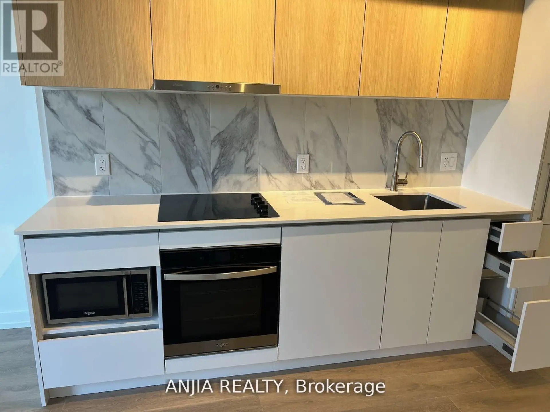 #932 1100 SHEPPARD AVENUE W - Image 4