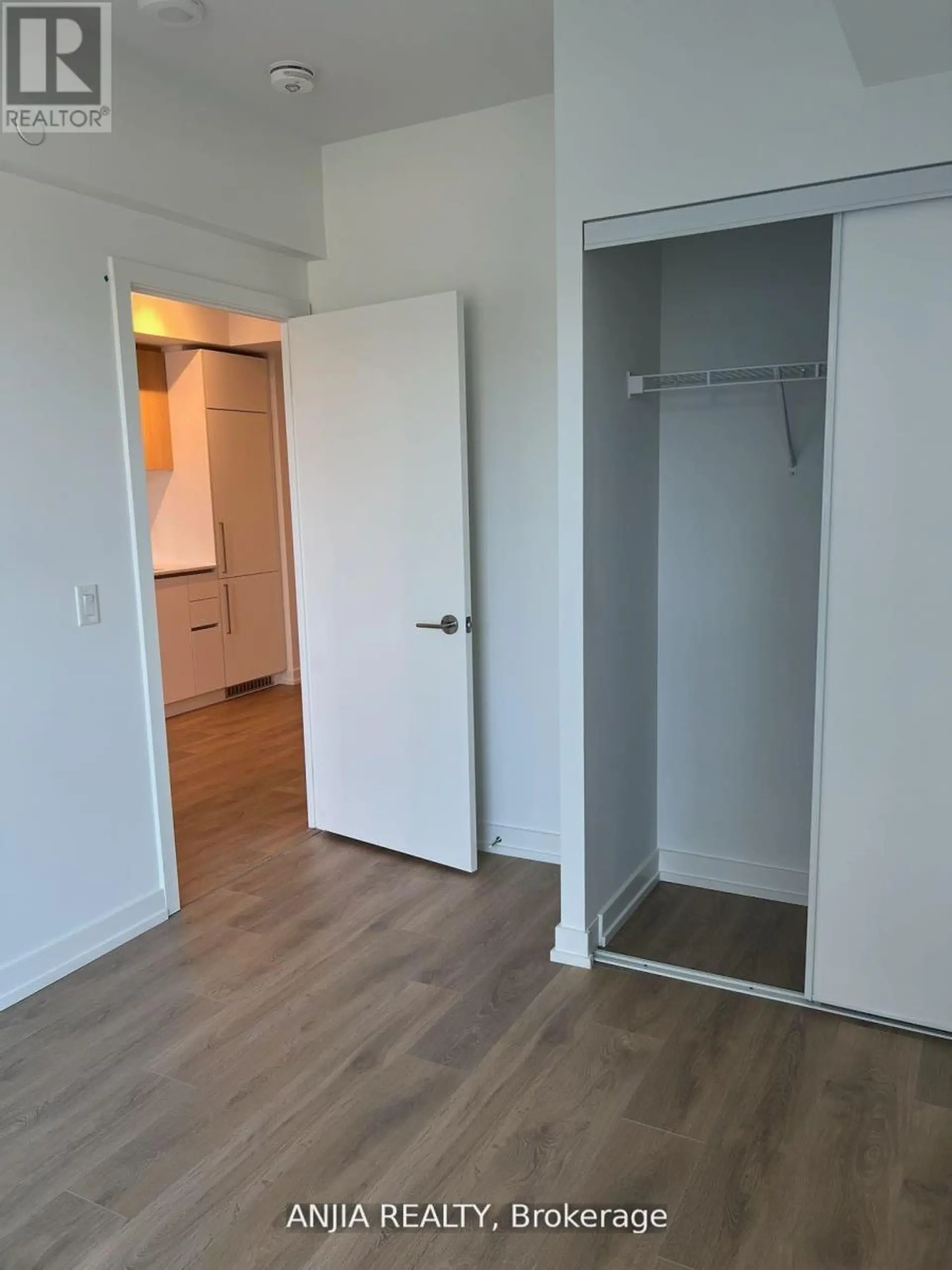 #932 1100 SHEPPARD AVENUE W - Image 7