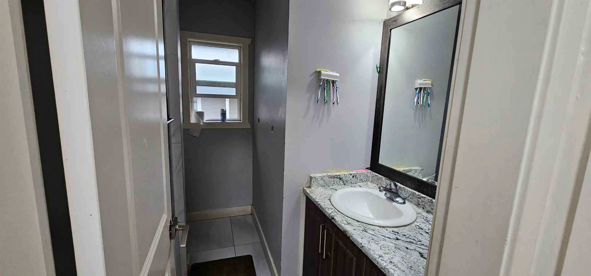 11082 146a Street - Image 5