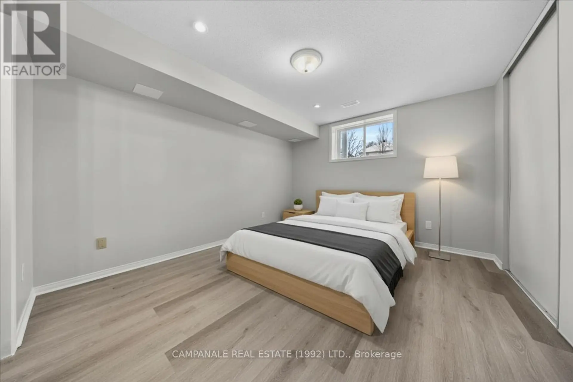 831 LONGFIELDS DRIVE - Image 12