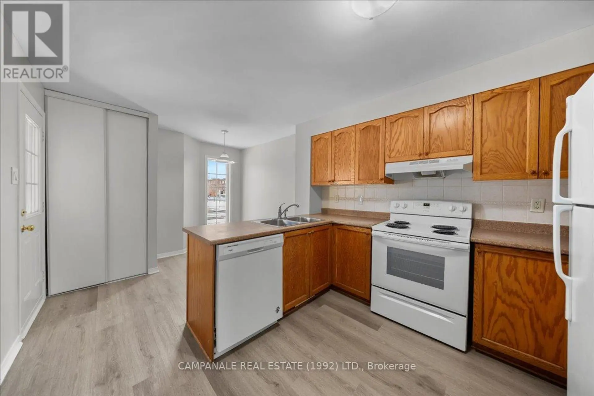 831 LONGFIELDS DRIVE - Image 7