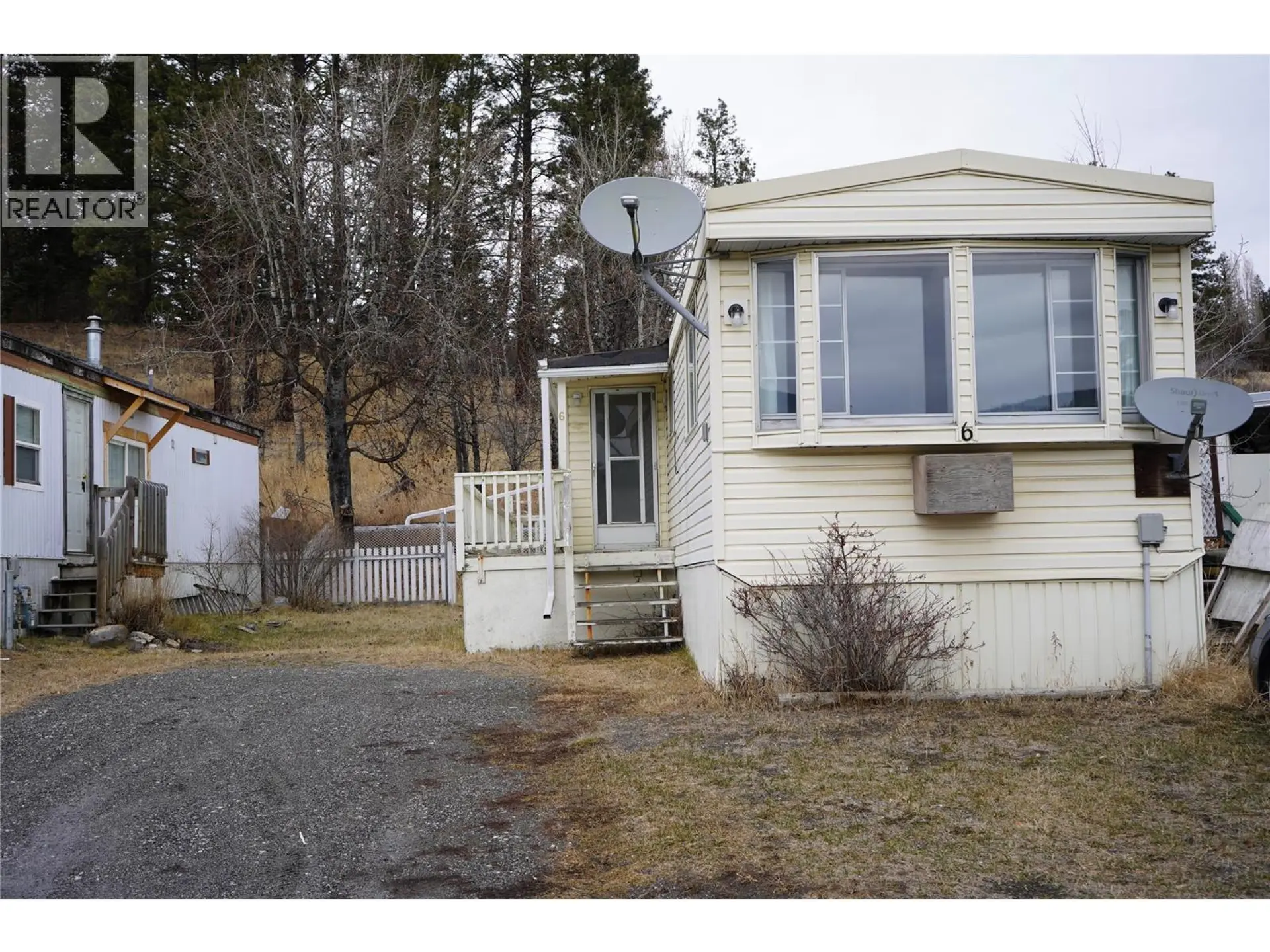 Property at #6 1620 Cariboo Highway 97 Highway, Clinton, BC
