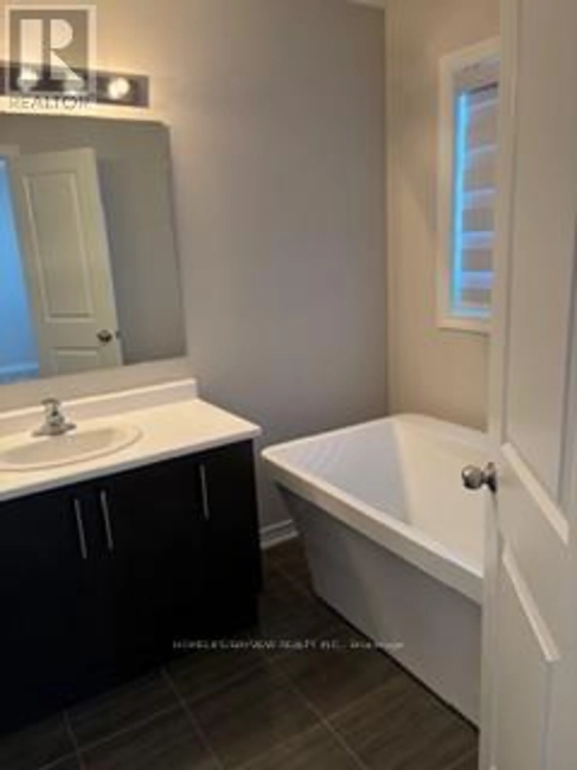 1085 SKYRIDGE BOULEVARD - Image 8
