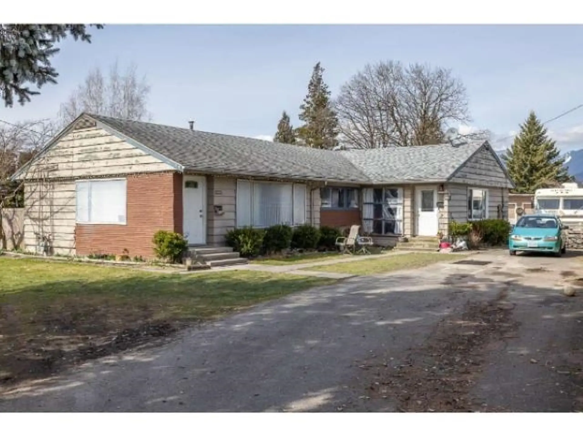 Property at 46169 Brooks Avenue, Chilliwack, BC