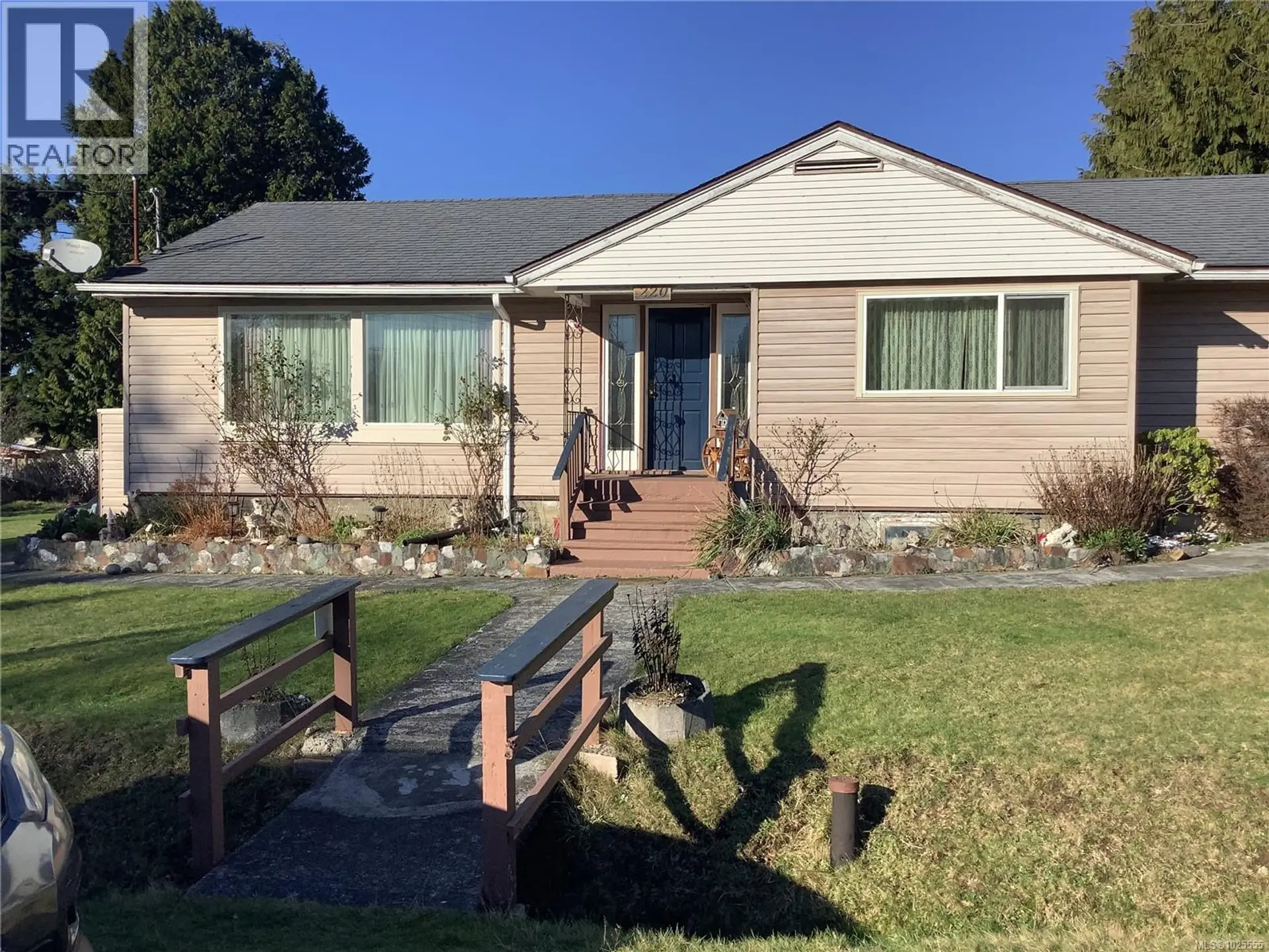 Property at 220 17th Ave, Sointula, BC