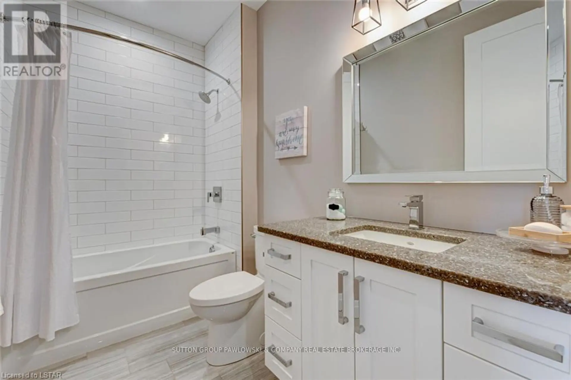 #LOT#100 60 ALLISTER DRIVE - Image 15
