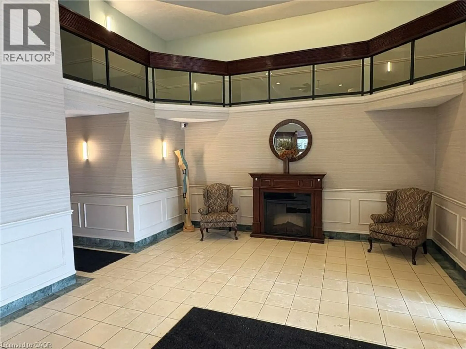 #404 363 COLBORNE Street - Image 3