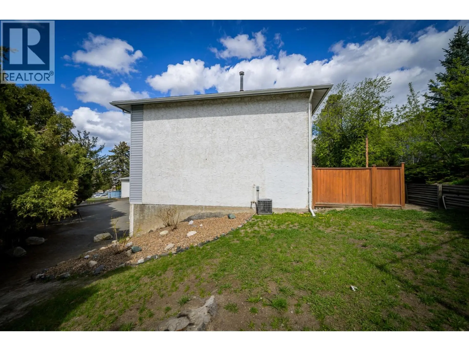 #83 665 McBeth Place - Image 16