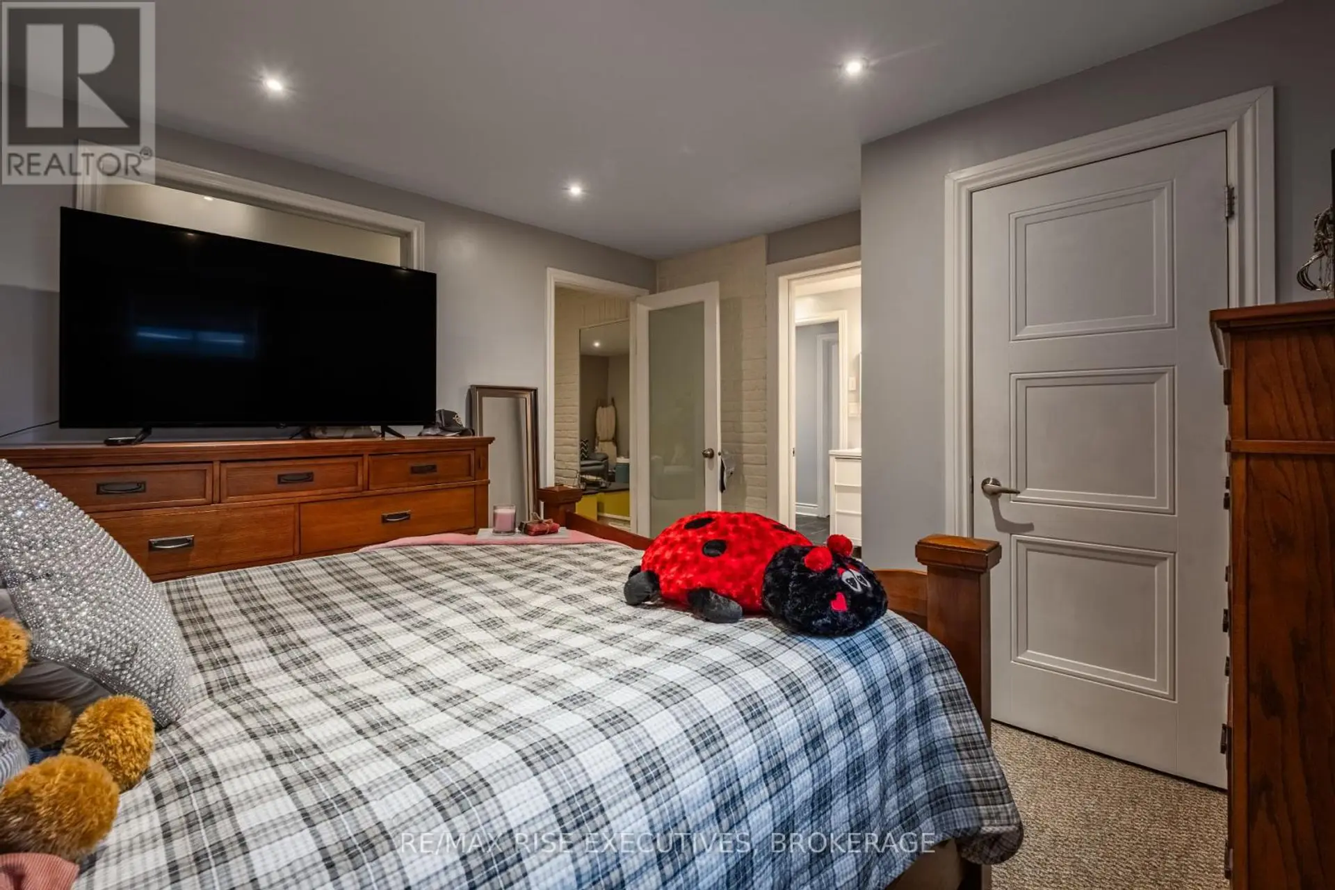 1388 OTTAWA STREET - Image 12