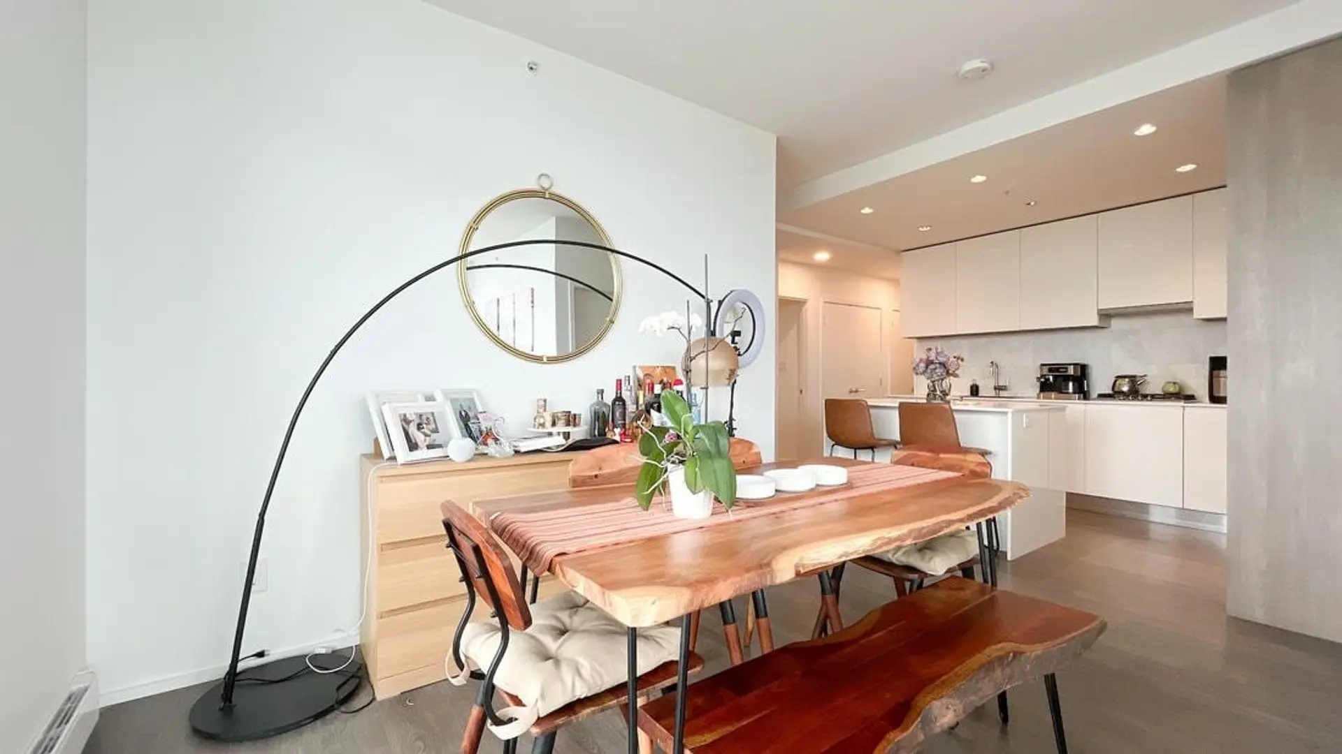 #4911 4650 Brentwood Boulevard - Image 6
