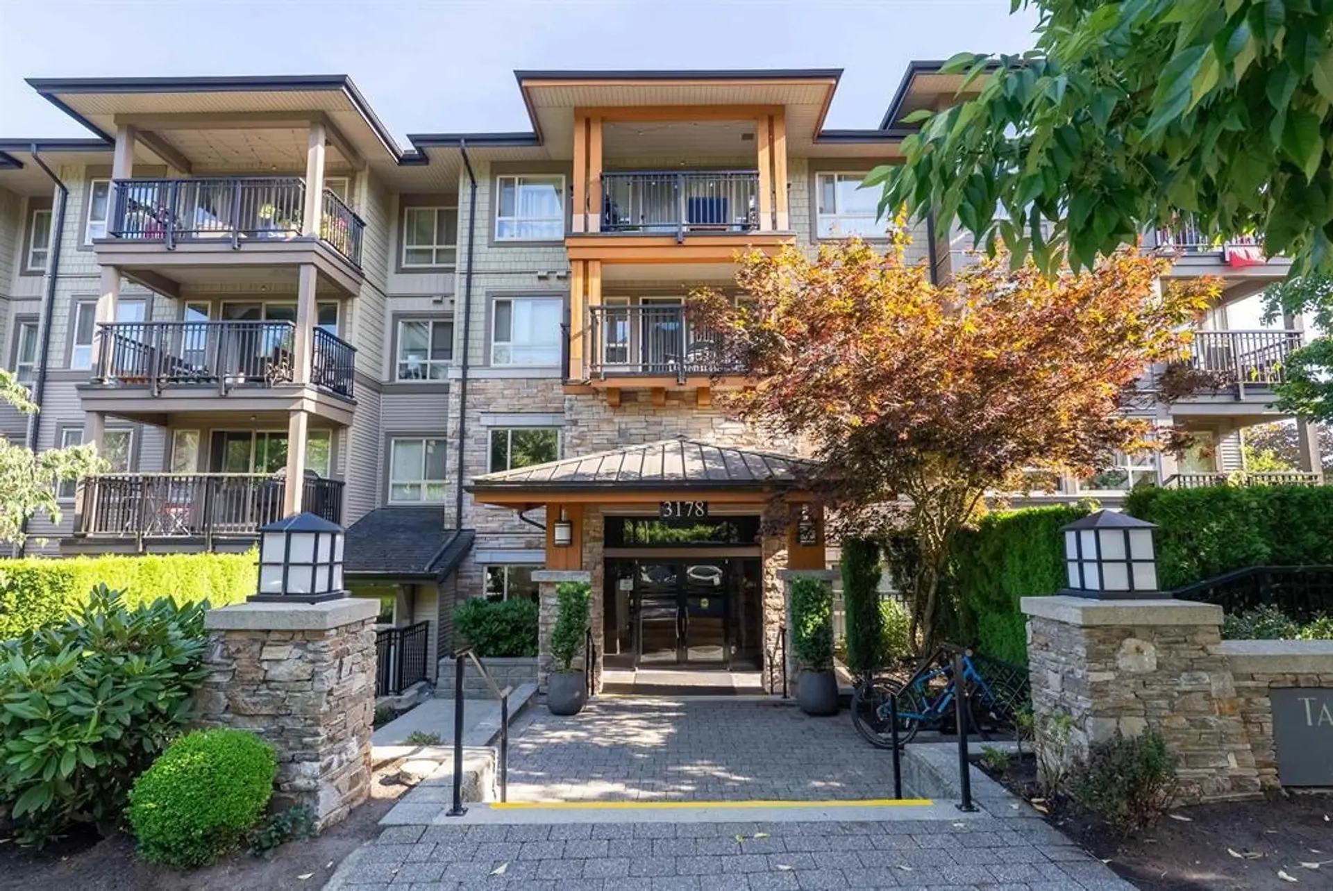Property at #501 3178 Dayanee Springs Boulevard, Coquitlam, BC