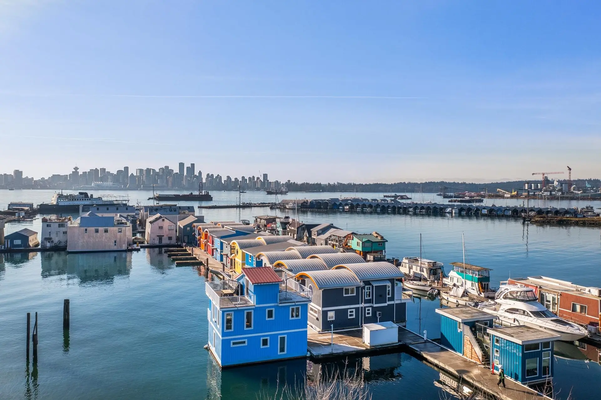 Property at #JNW04 415 Esplanade W, North Vancouver, BC