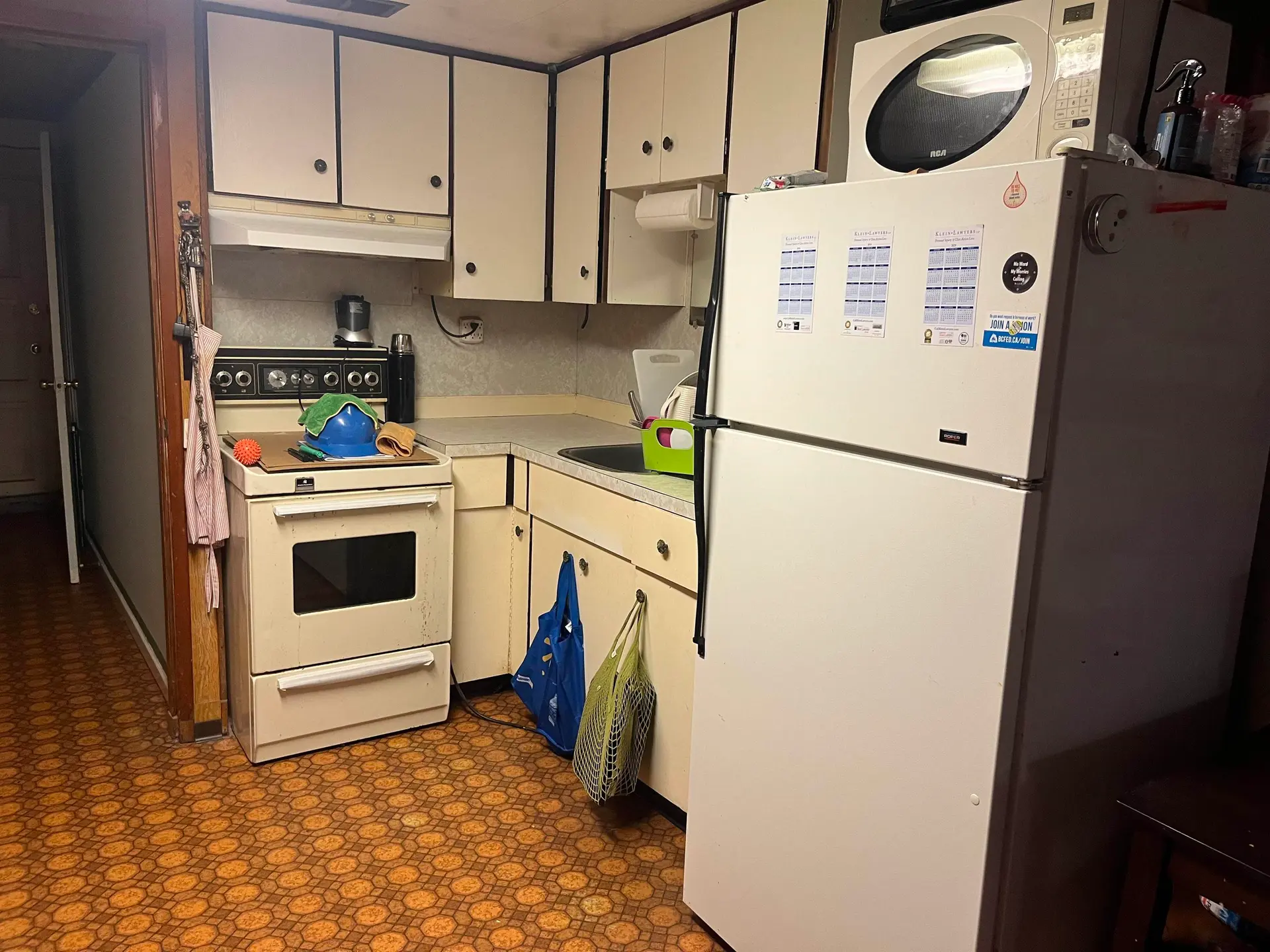 4042 Nootka Street - Image 12