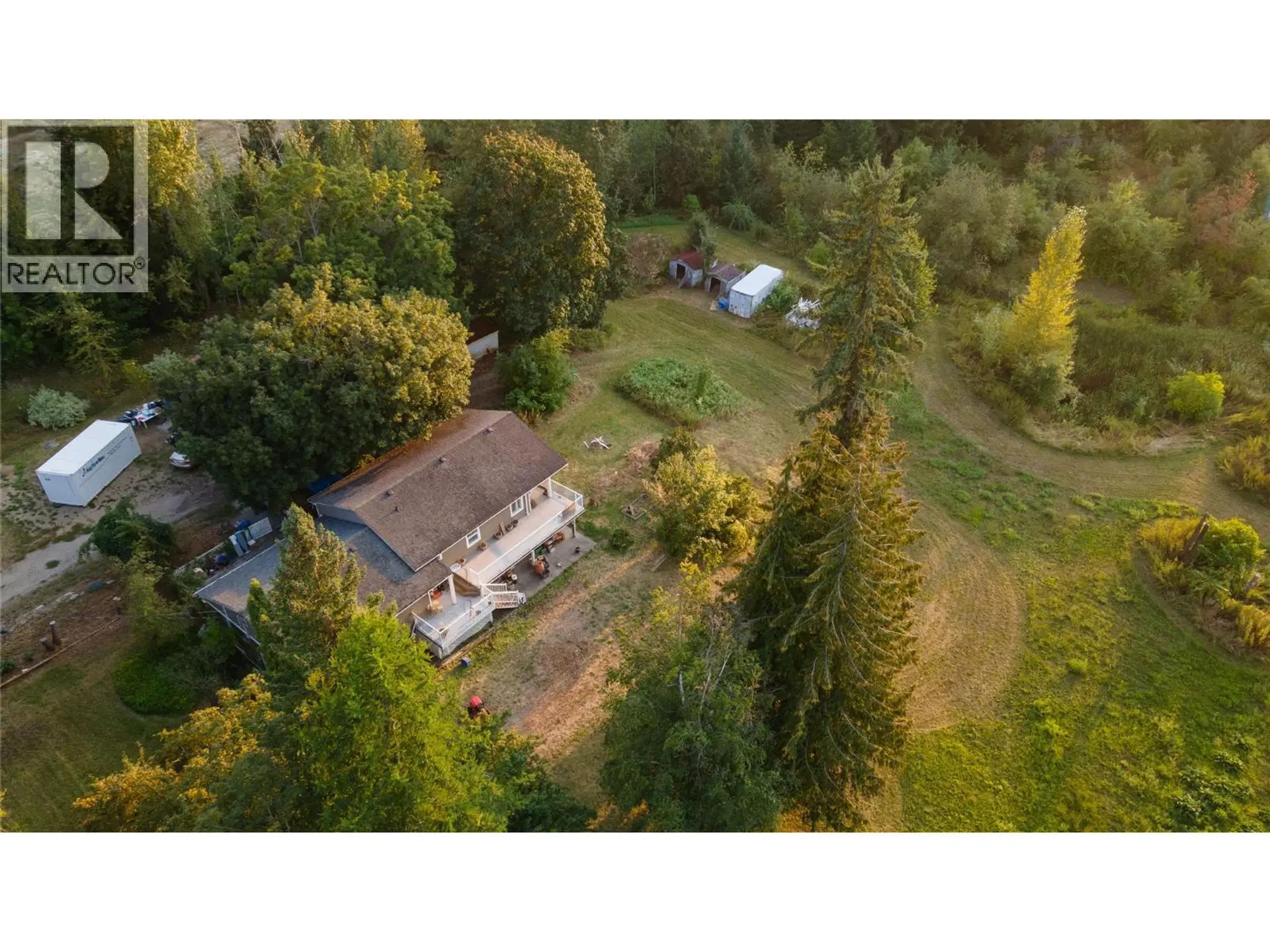 Property at 1121 Shuswap Street SW, Salmon Arm, BC