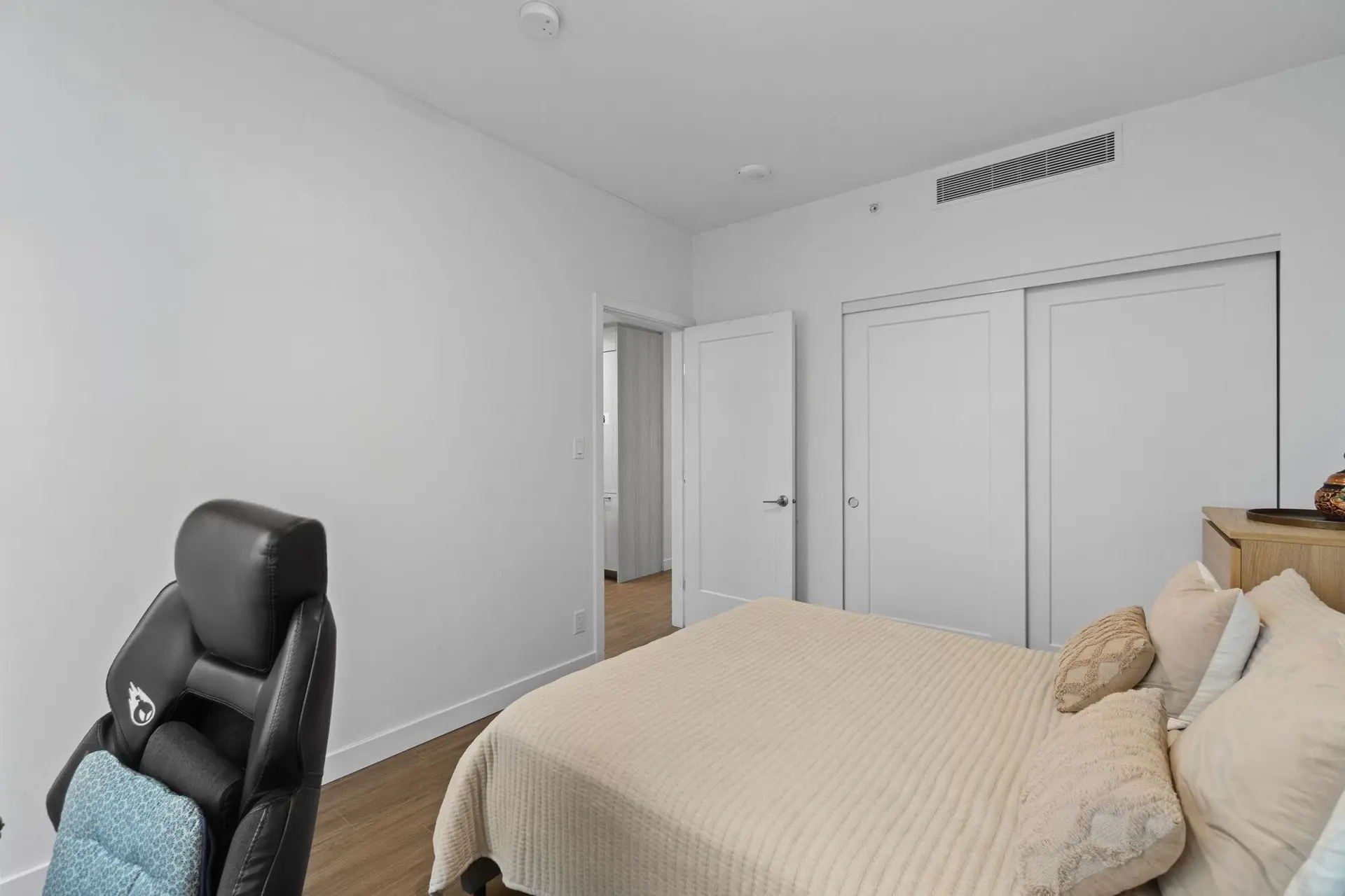#2106 2351 Beta Avenue - Image 11