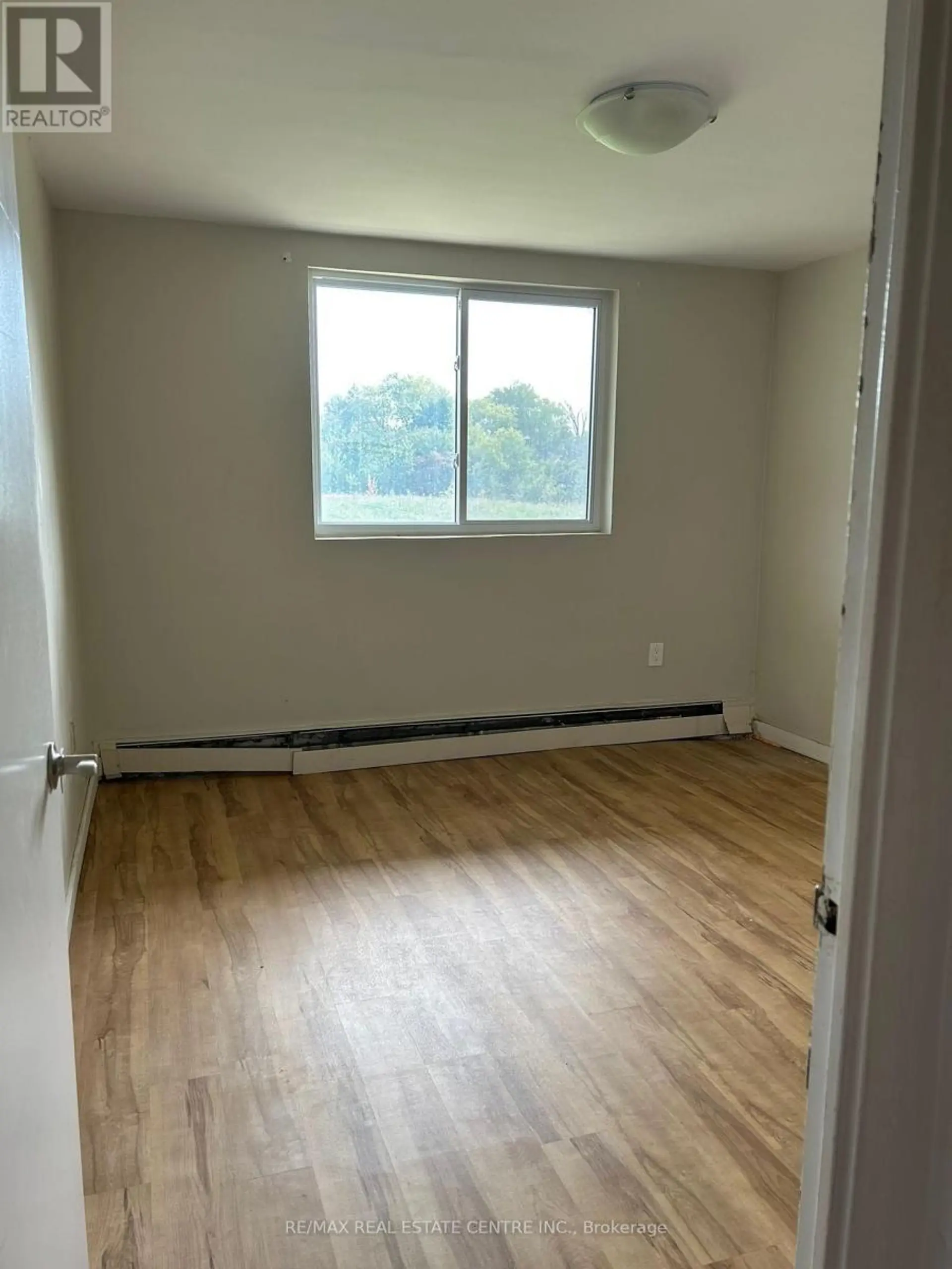 #103 573 MORNINGTON AVENUE - Image 6