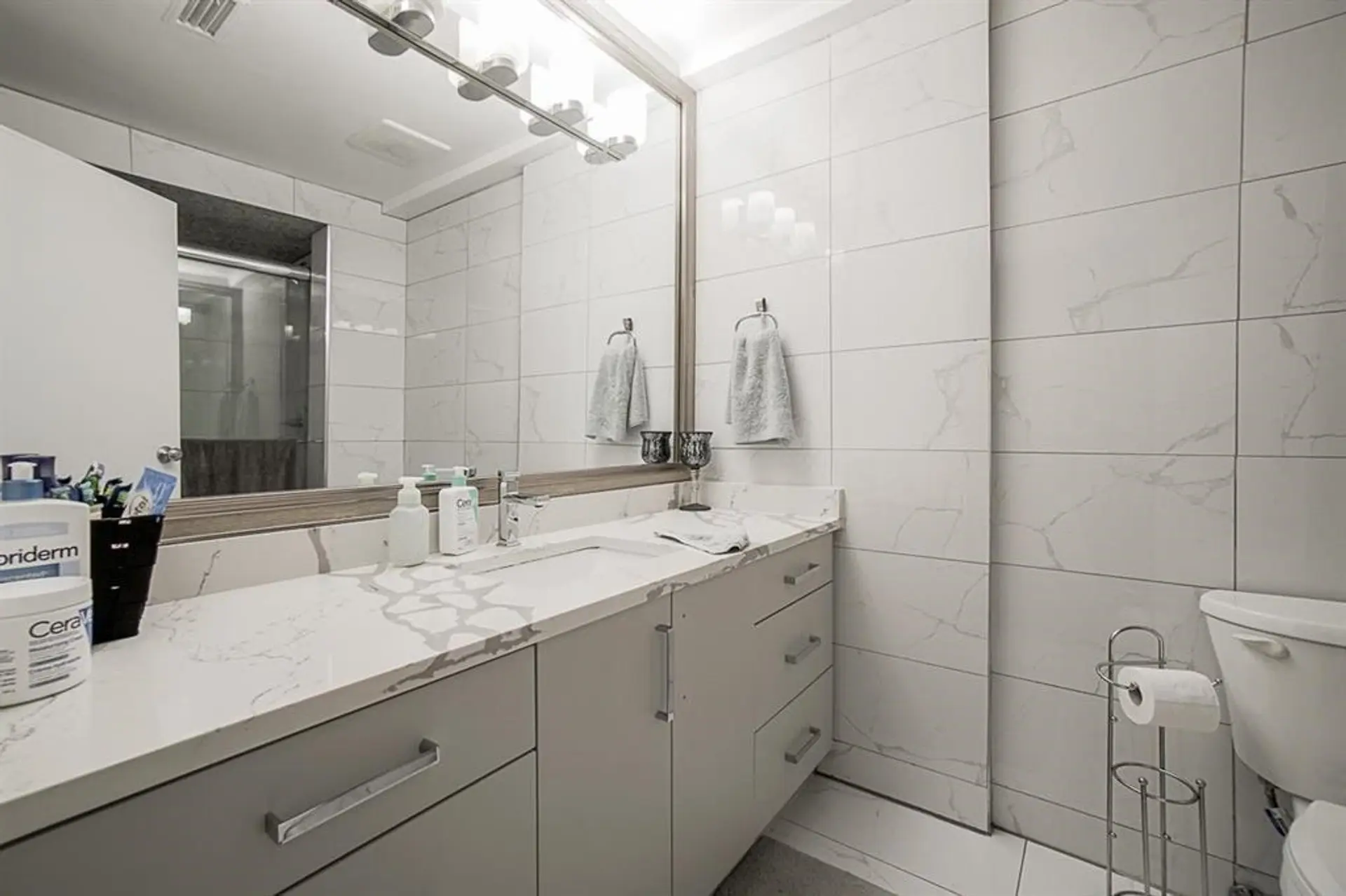 11429 139a Street - Image 12