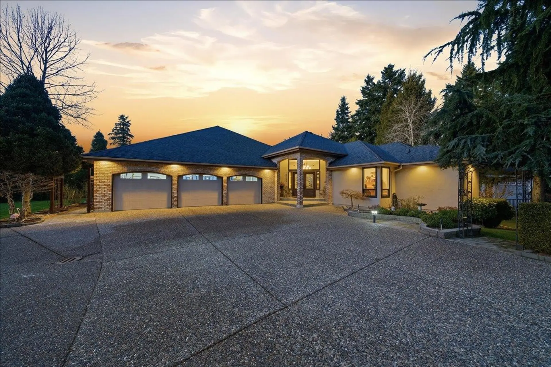 Property at 16533 26 Avenue, Surrey, BC