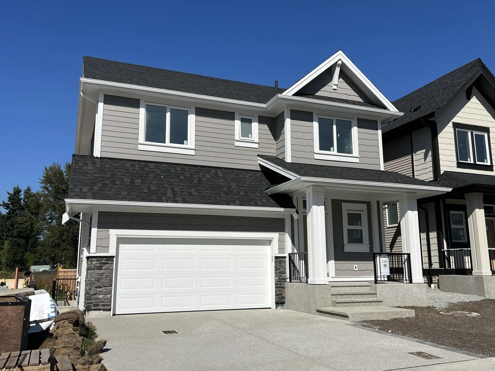 Property at 27737 Track Place, Abbotsford, BC