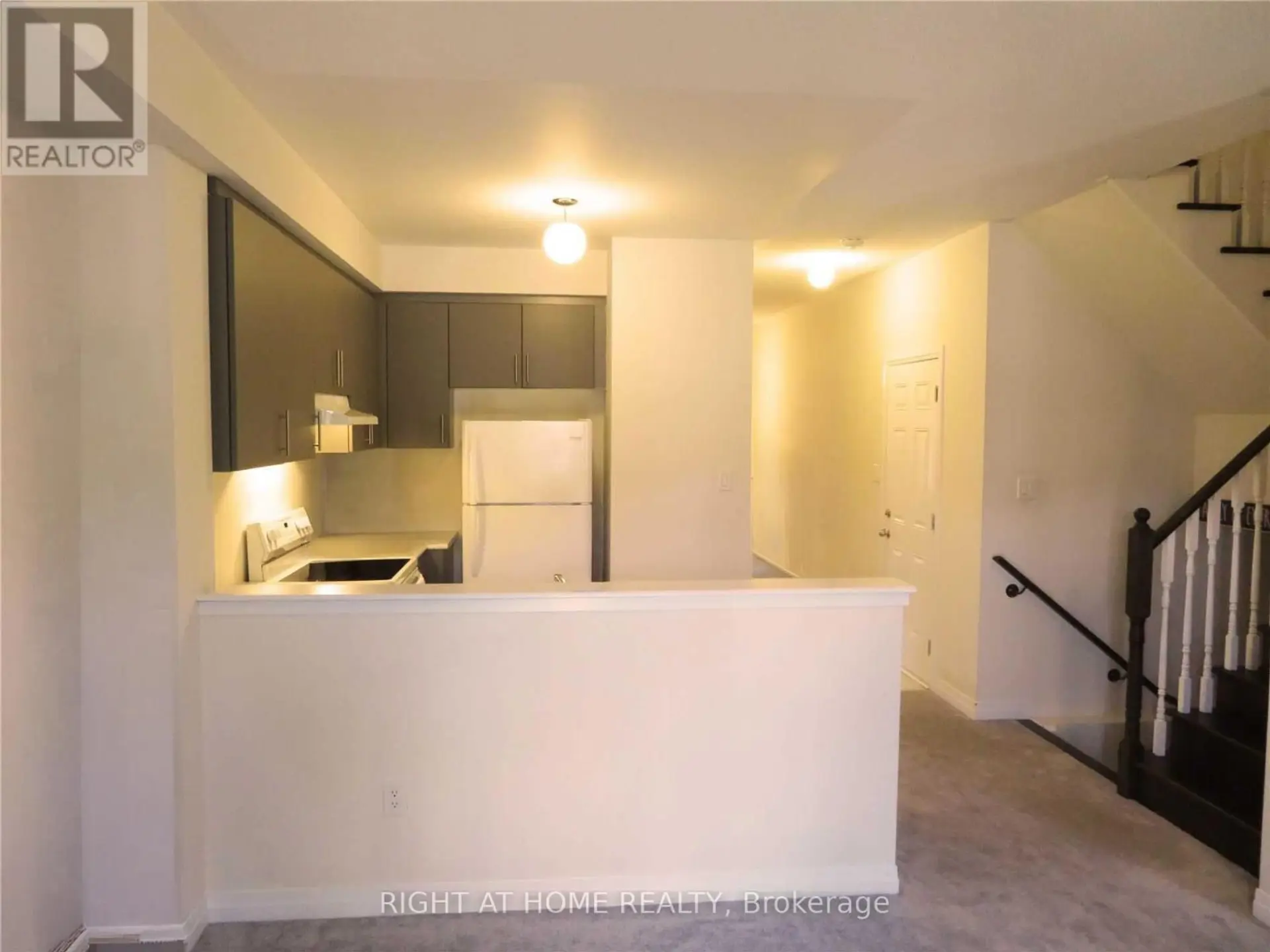 37 BEDFORD ESTATES CRESCENT - Image 3