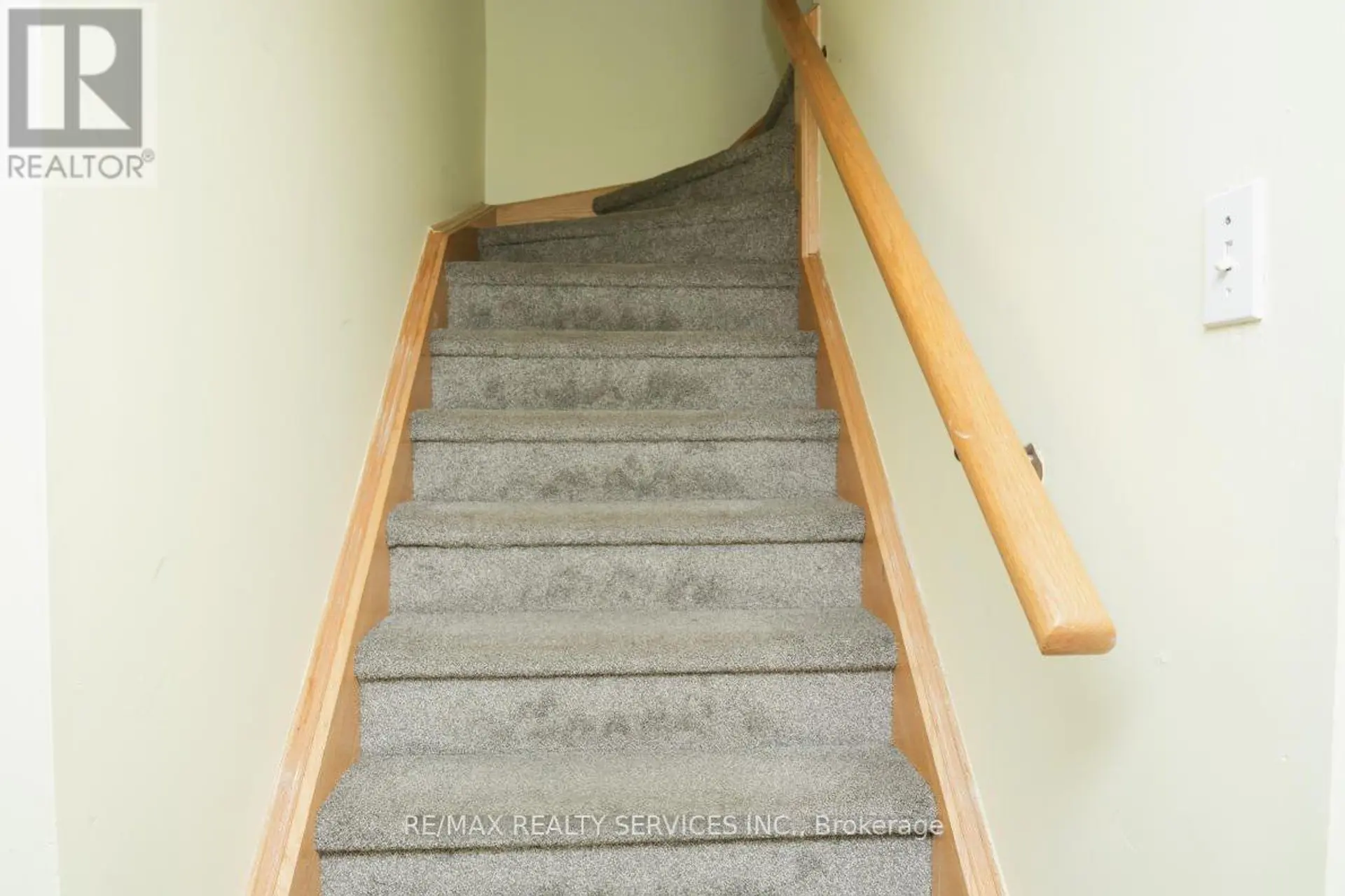 126 EDENBROOK HILL DRIVE - Image 4