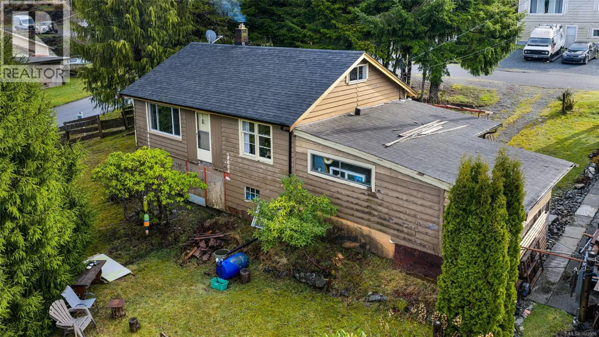Property at 17002 Wickanninish Rd, Port Renfrew, BC