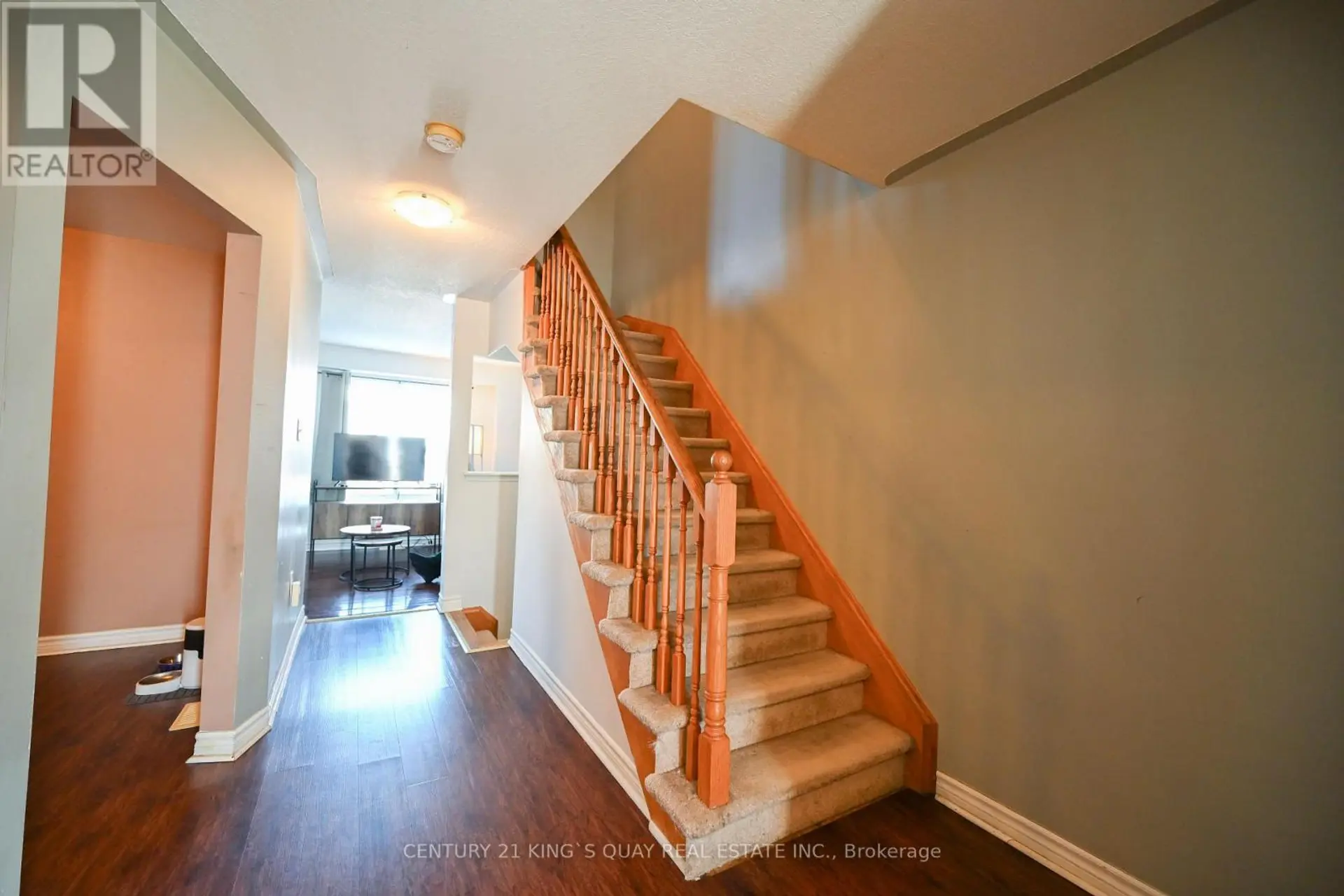 50 CRITTENDEN DRIVE - Image 6