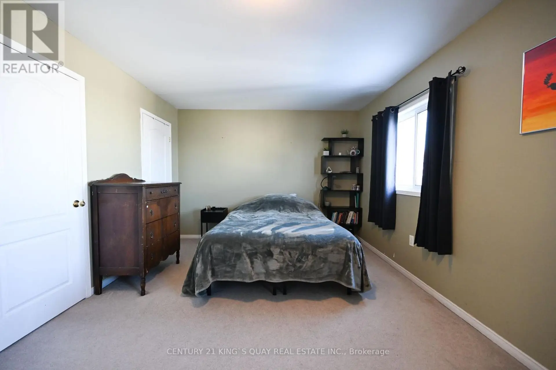 50 CRITTENDEN DRIVE - Image 12