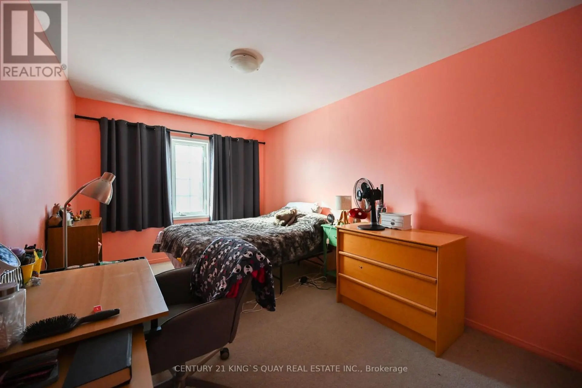 50 CRITTENDEN DRIVE - Image 13