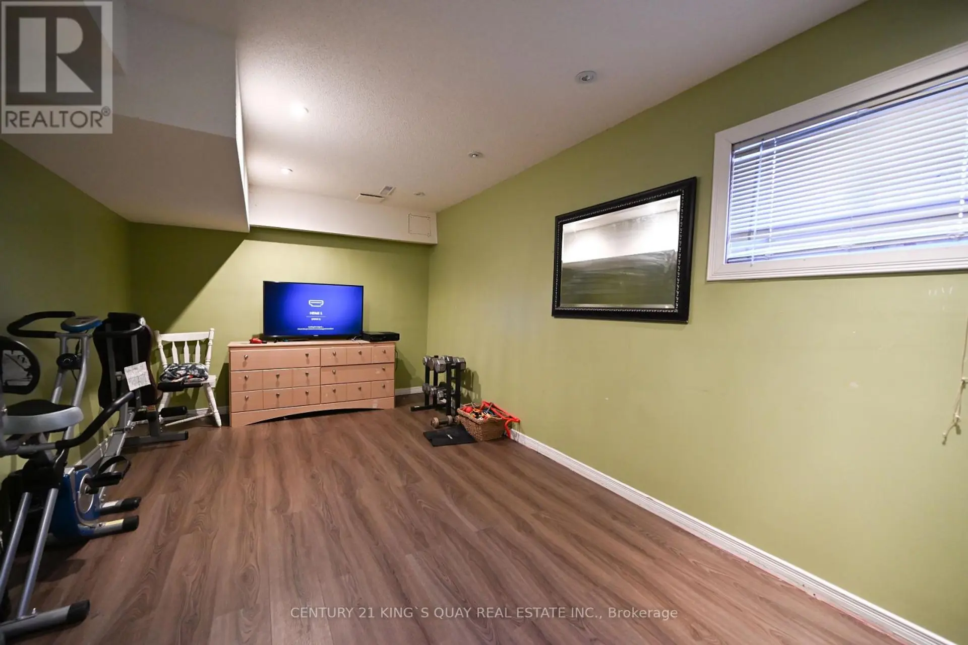 50 CRITTENDEN DRIVE - Image 16