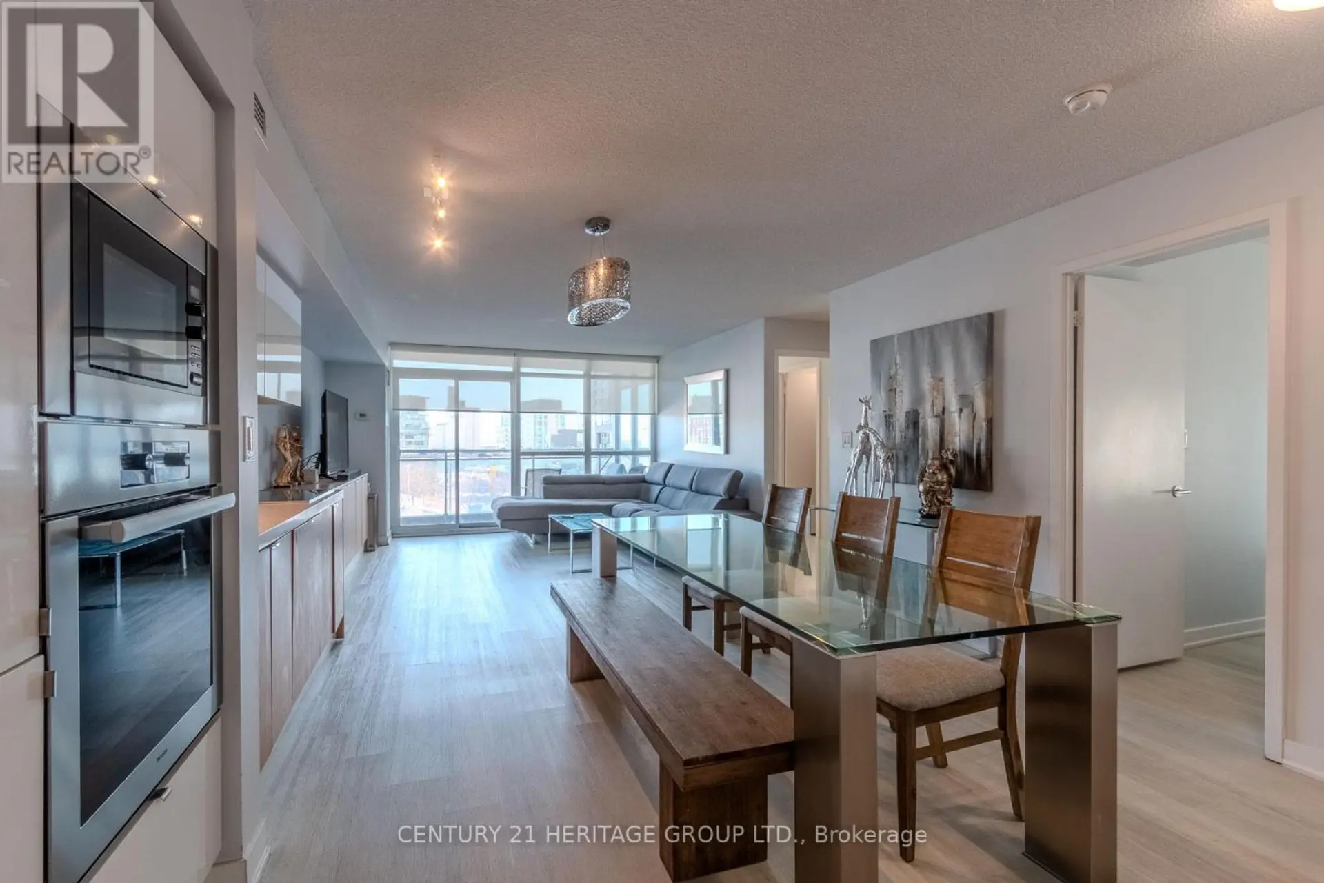 #303 151 DAN LECKIE WAY - Image 2
