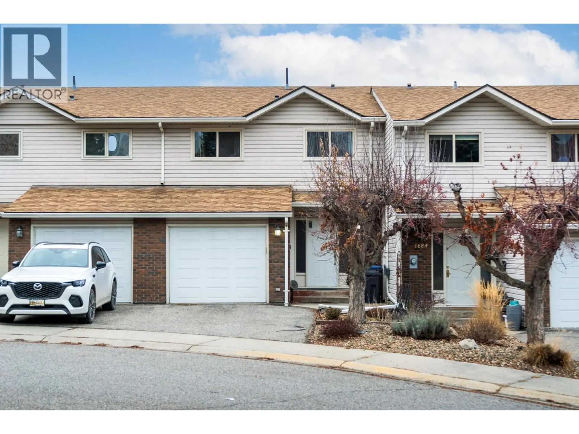 Property at 1686 Thayer Court, Kelowna, BC