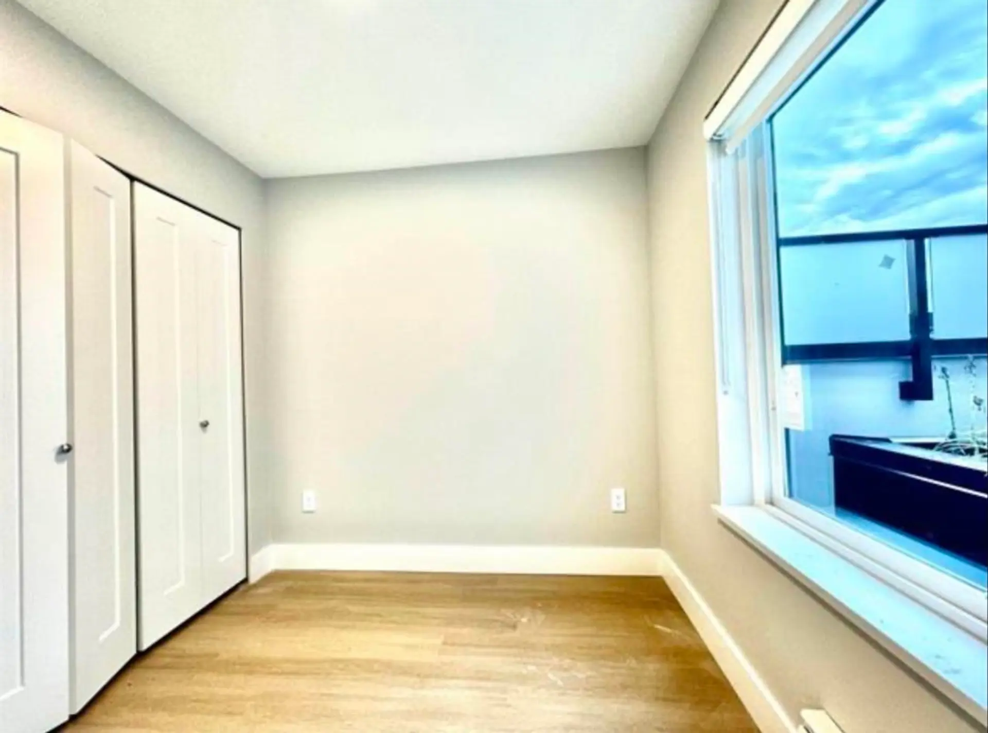 #204 3050 Kingsway - Image 12