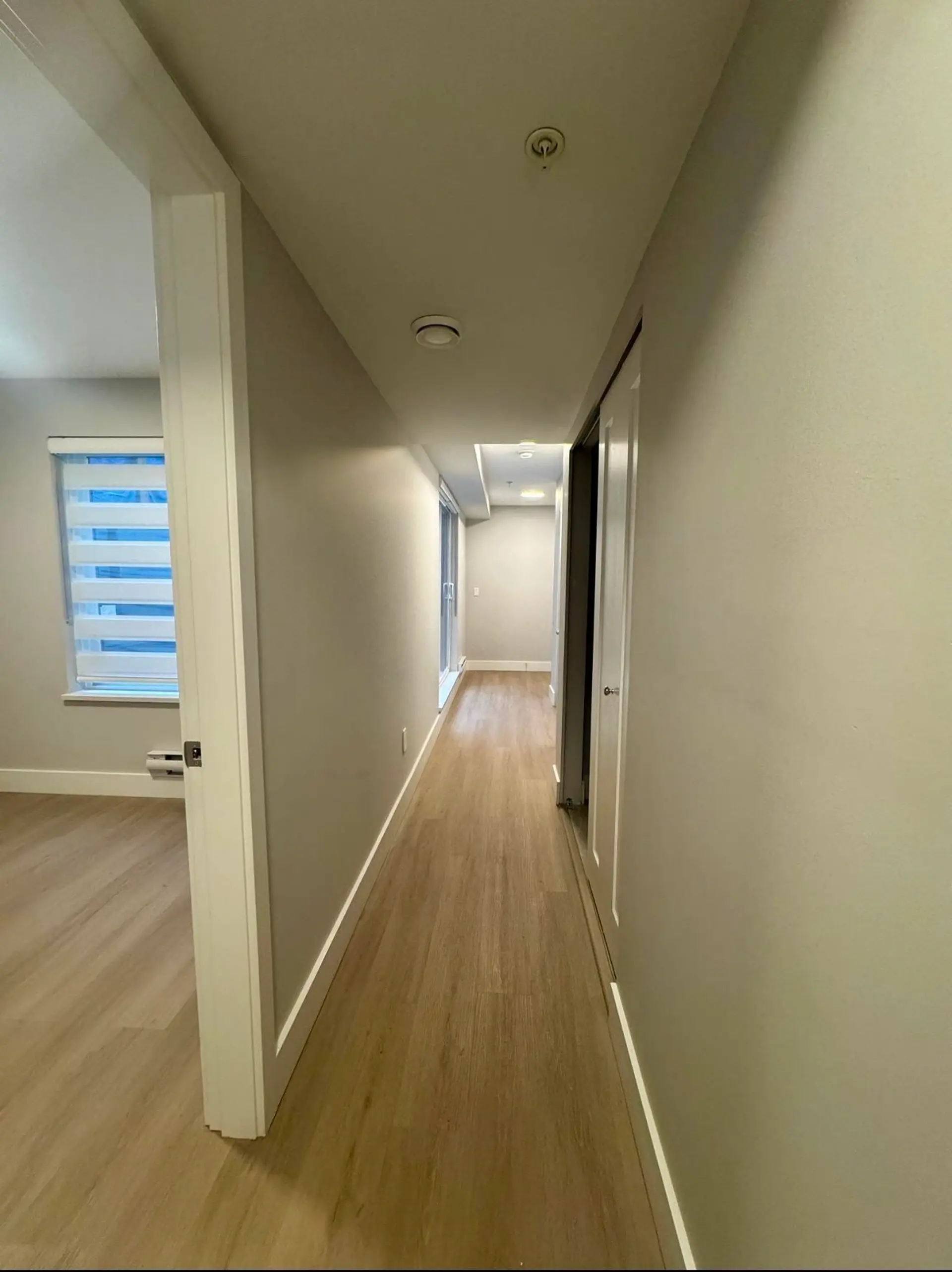 #204 3050 Kingsway - Image 9