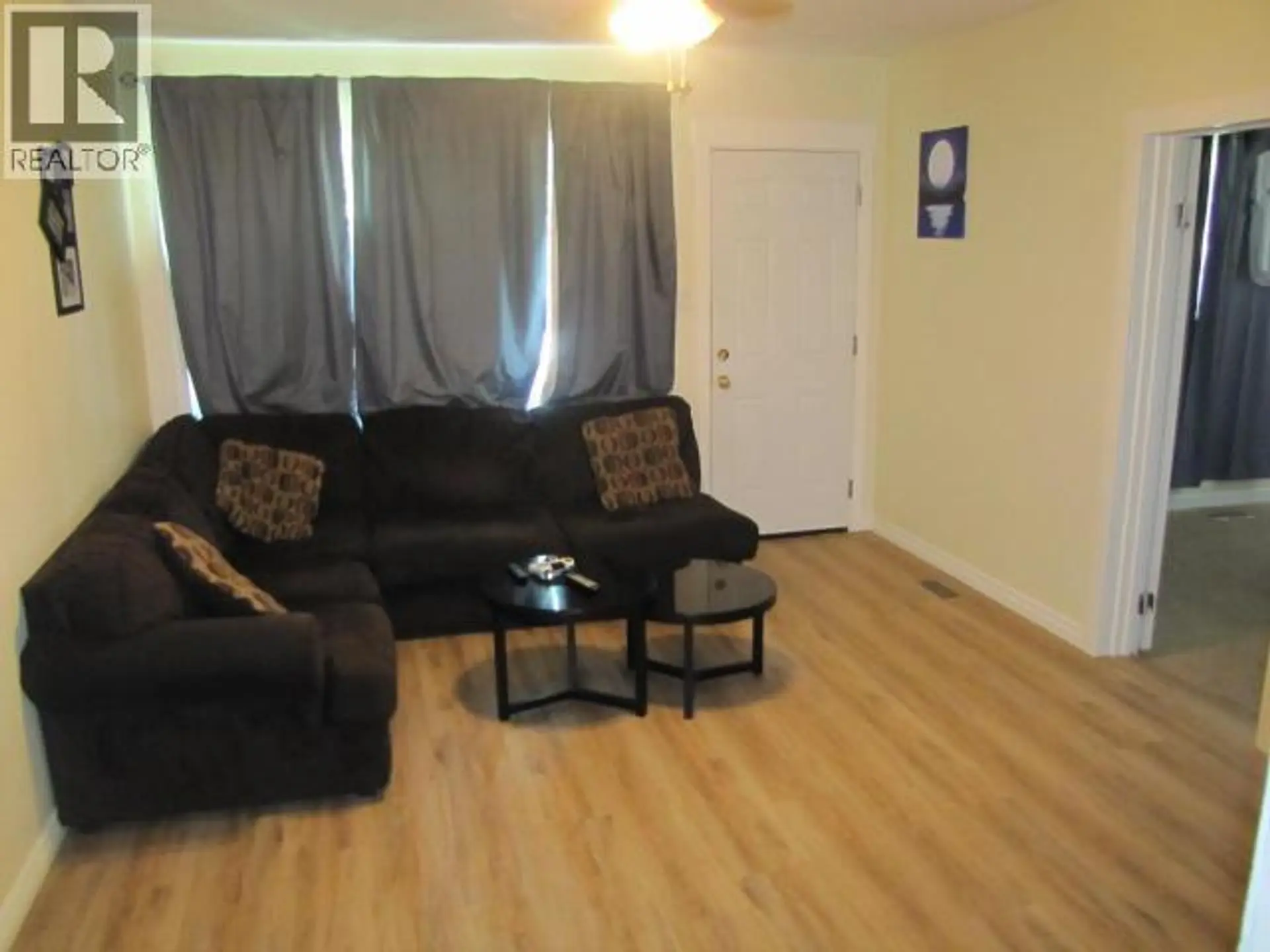 181 Yew Street - Image 5