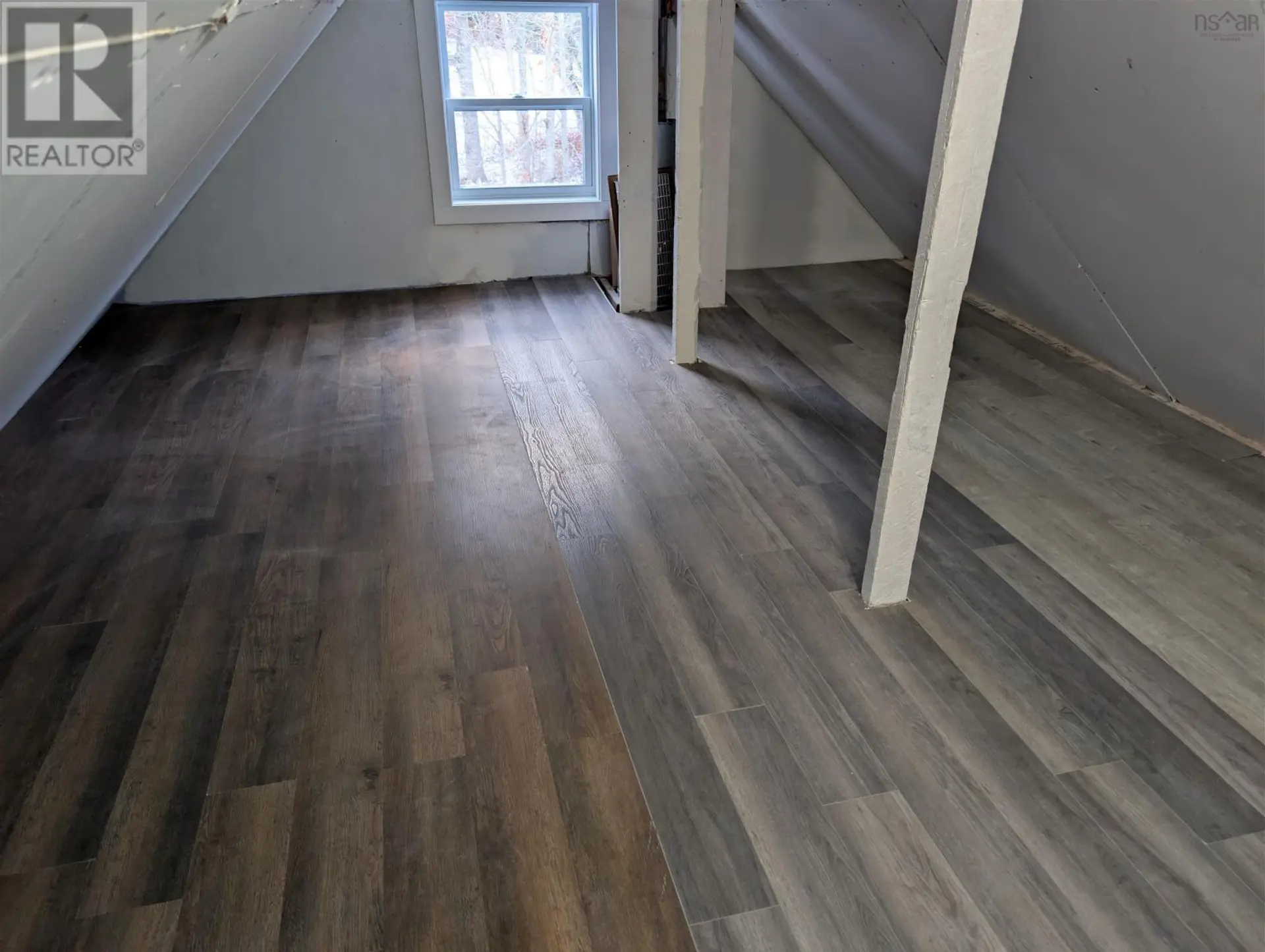 63 STATION ROAD - Image 18