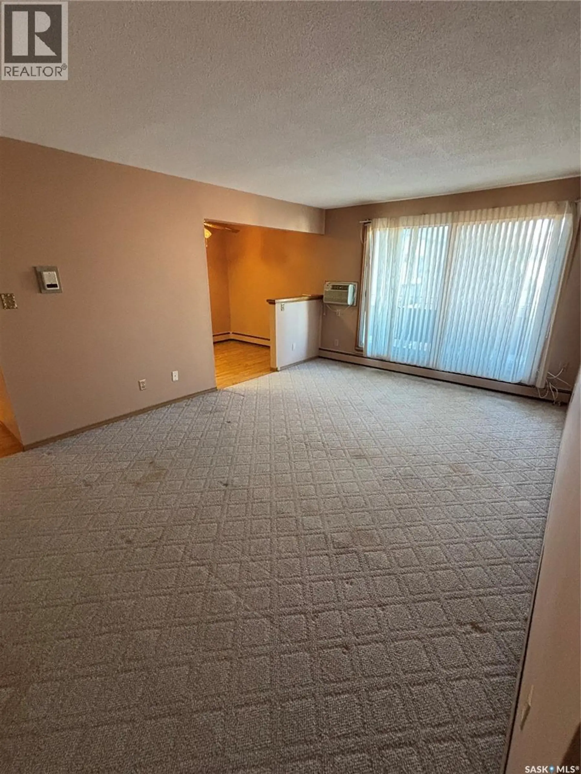 #31 26 Shaw STREET - Image 10
