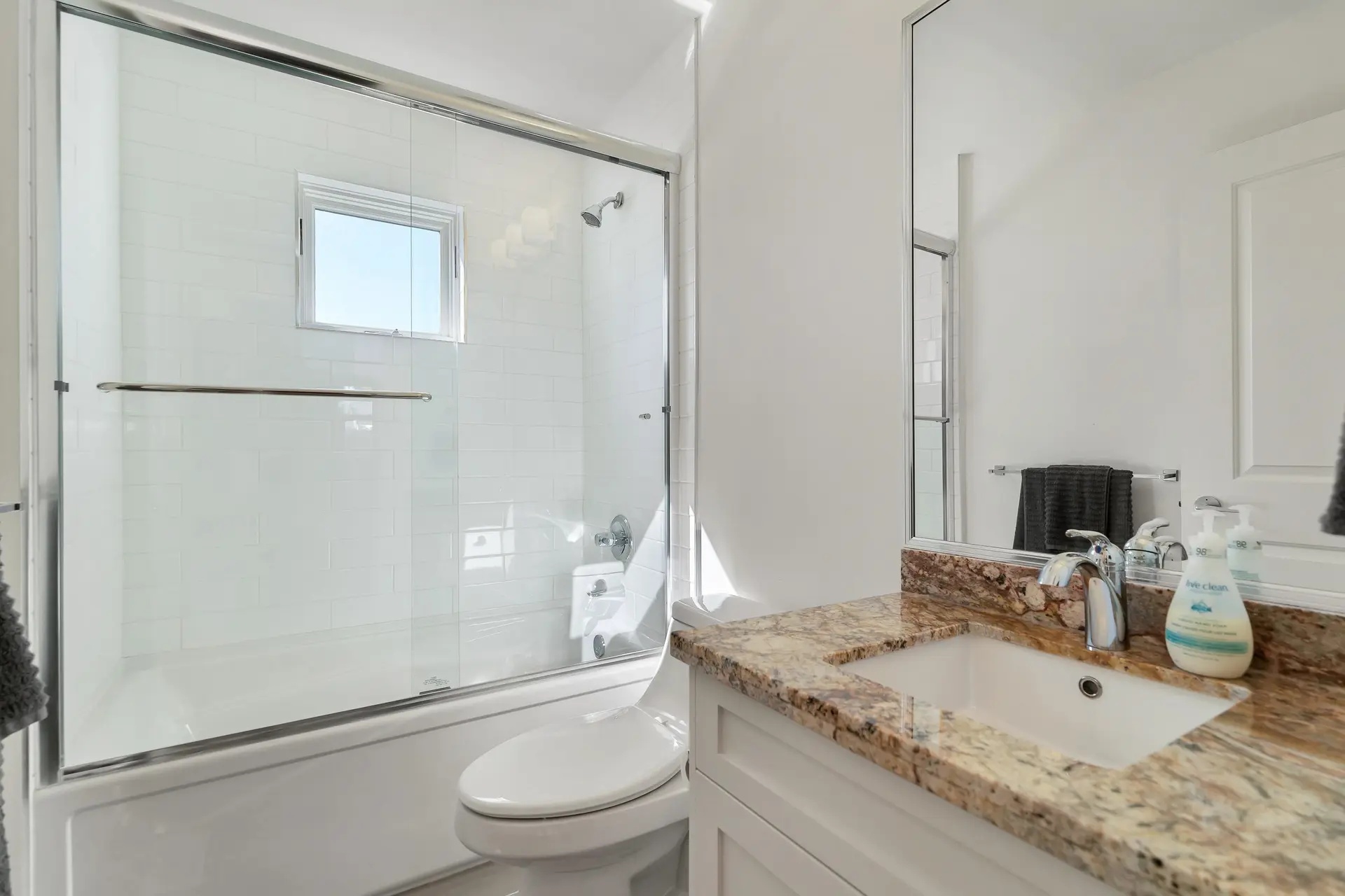 16602 Bell Road - Image 13