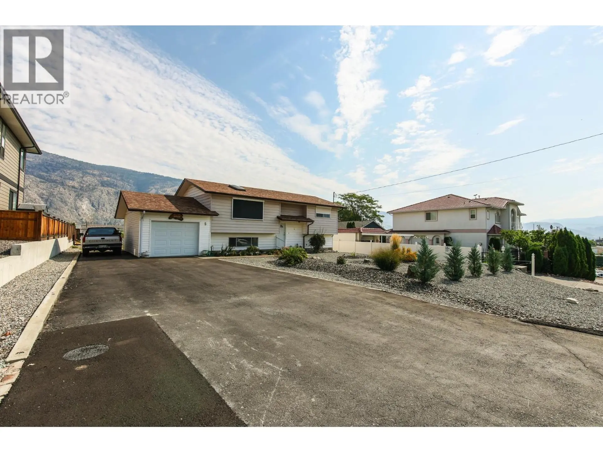 Property at 5 Mcintosh Court, Osoyoos, BC