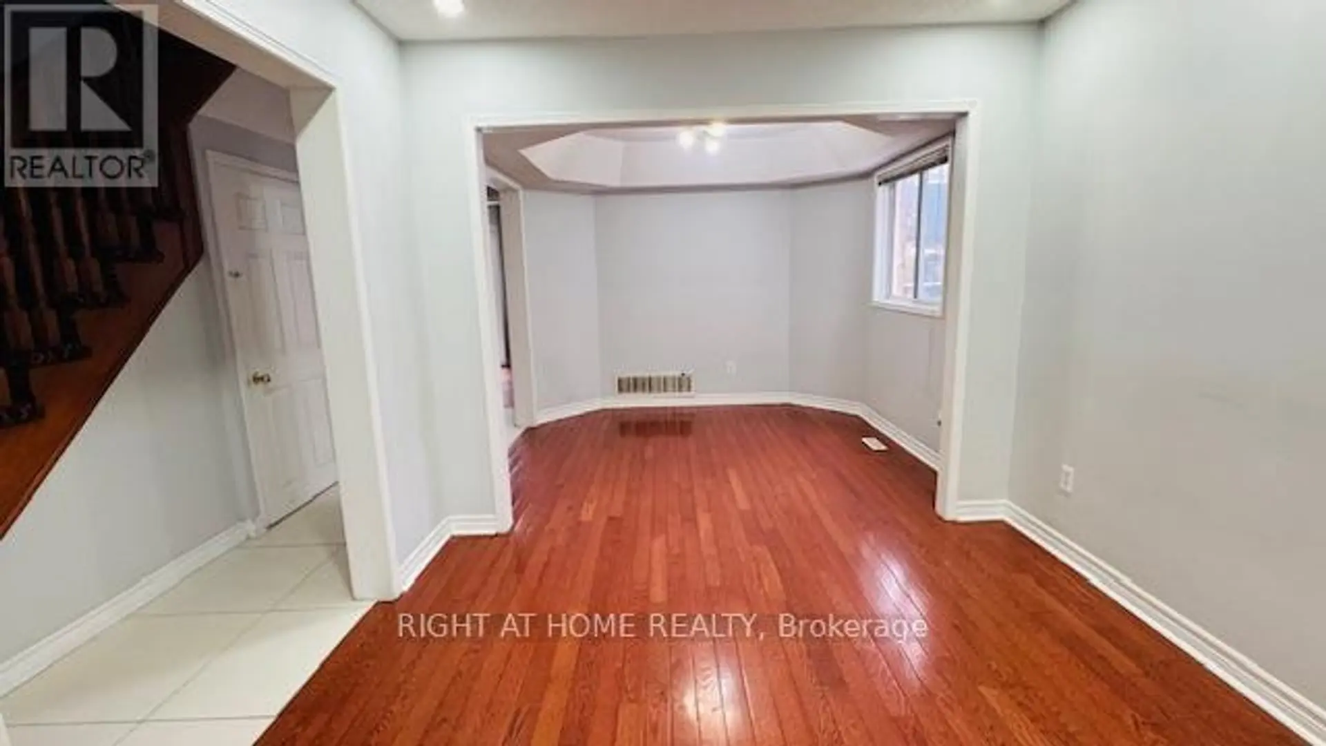 67 SAL CIRCLE - Image 3