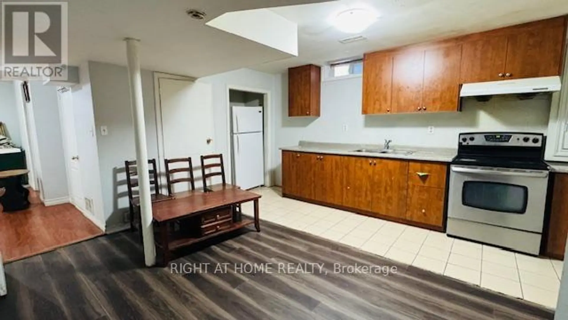 67 SAL CIRCLE - Image 10