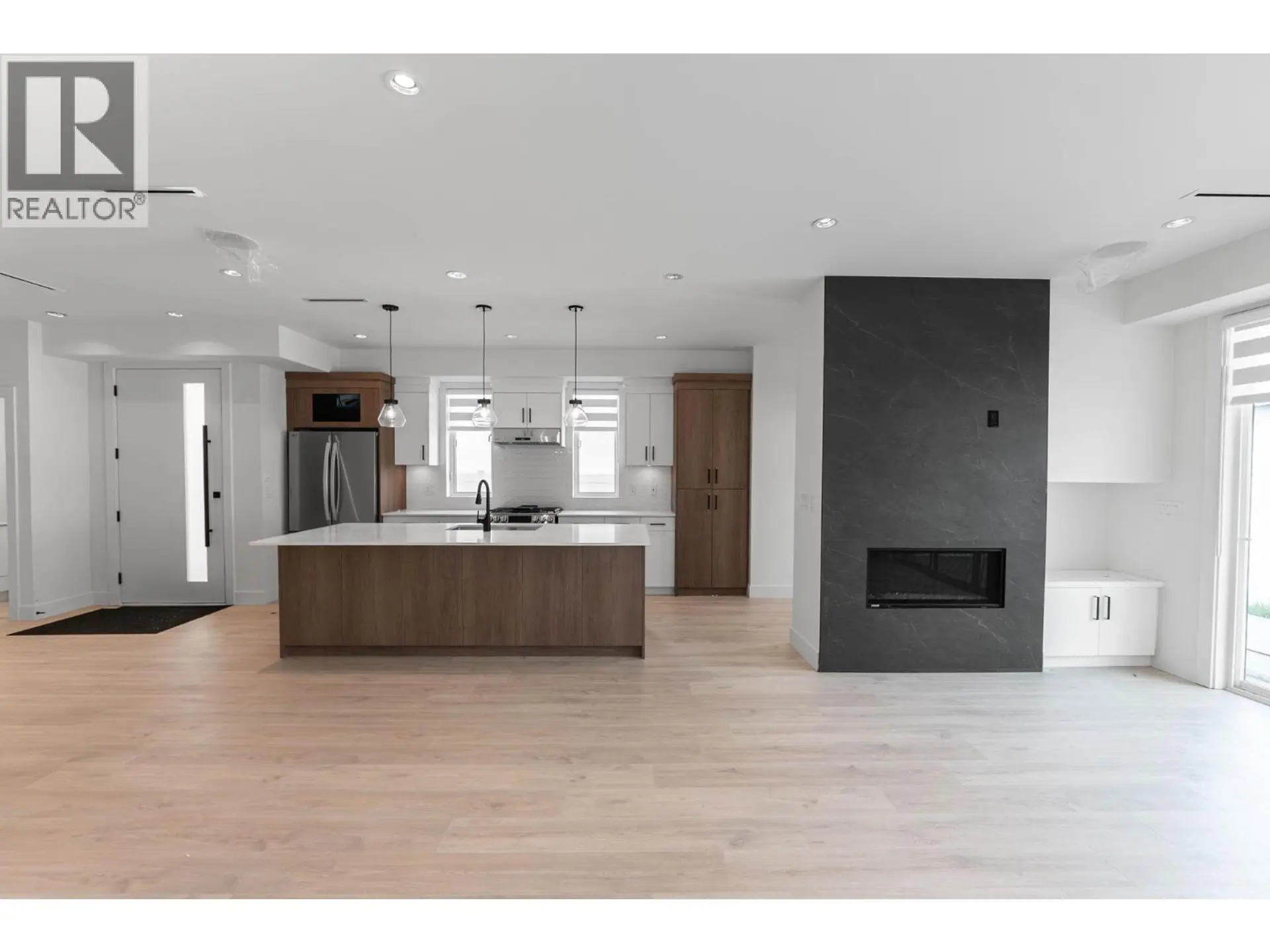 #4 840 Grenfell Avenue Lot# 4 - Image 2
